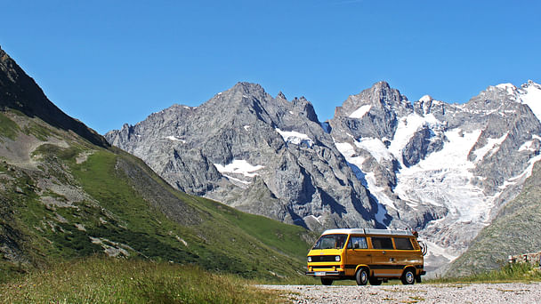 Volkswagen Transporter Combi Van Westfalia camping-car en location de vacance à l'île d'Oléron