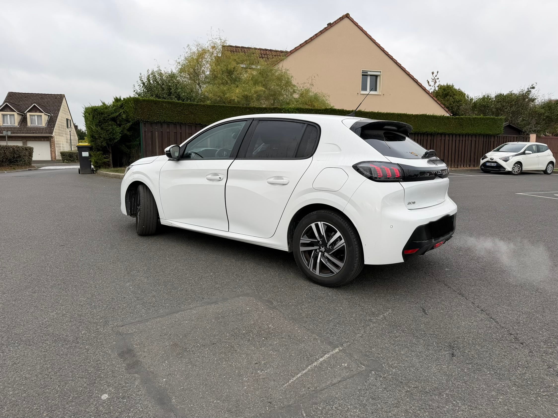 Peugeot 208 avec GPS
