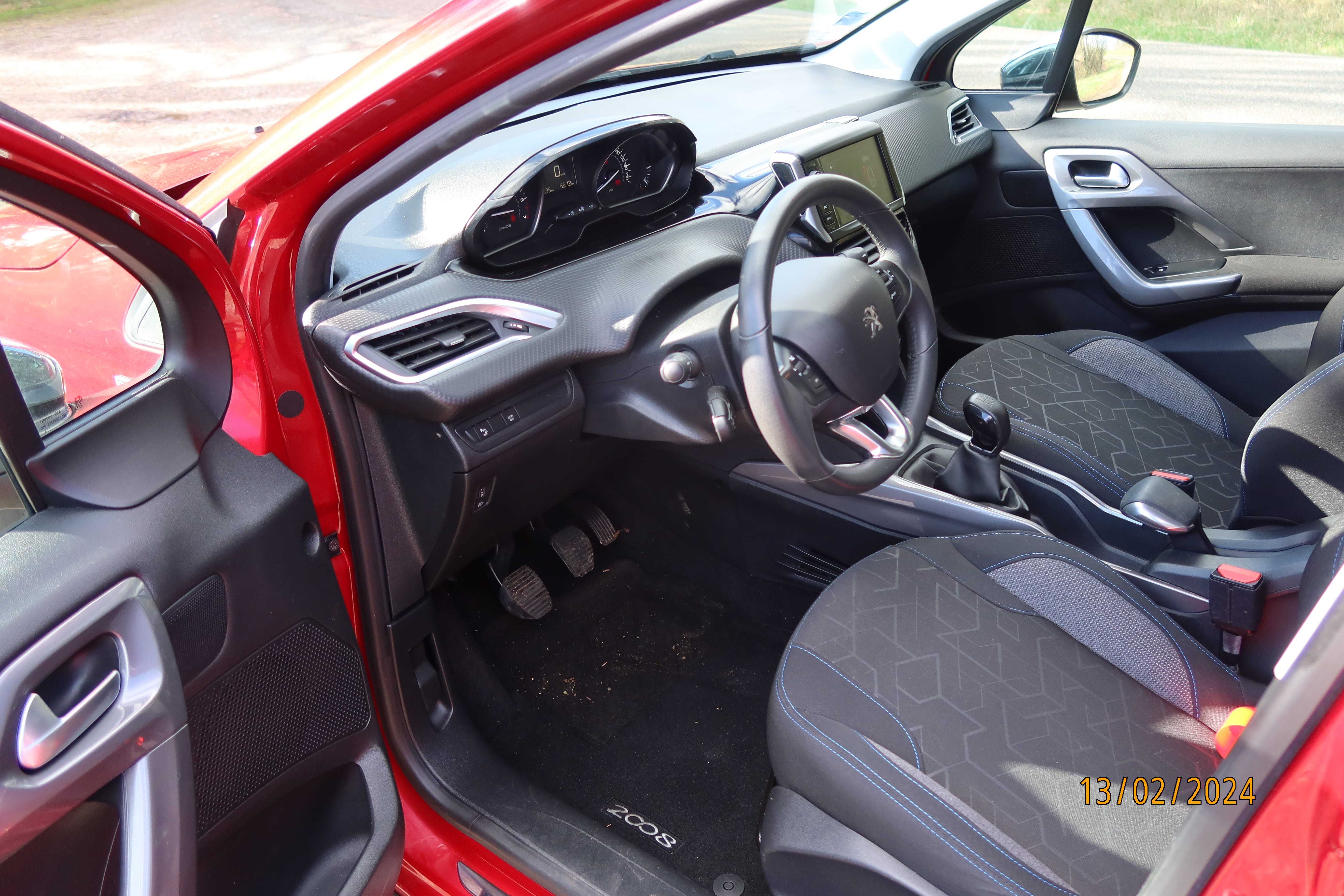 Peugeot 2008 avec GPS