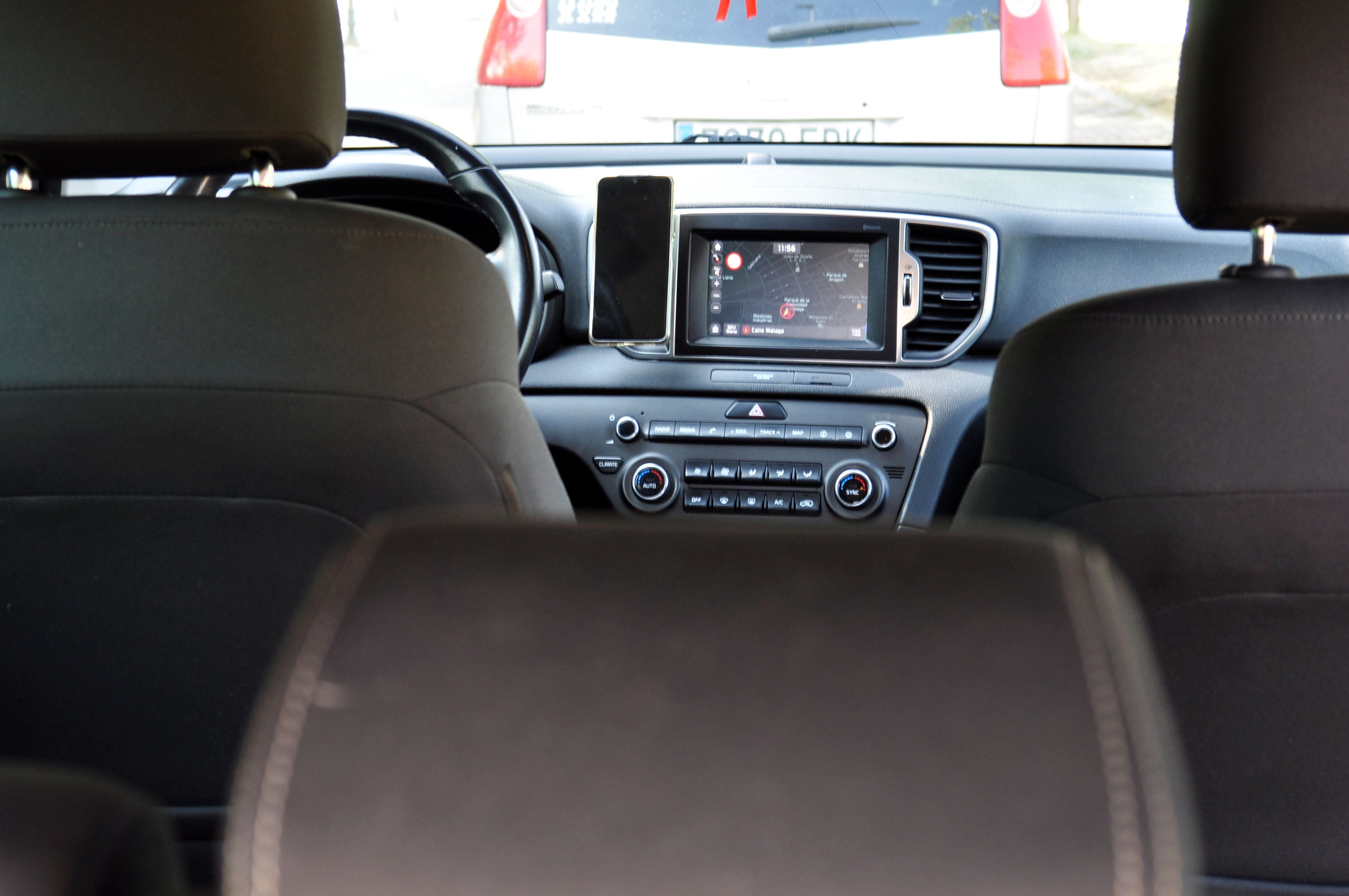 Kia Sportage 1.6 GHI X-TECH17 con Control de velocidad