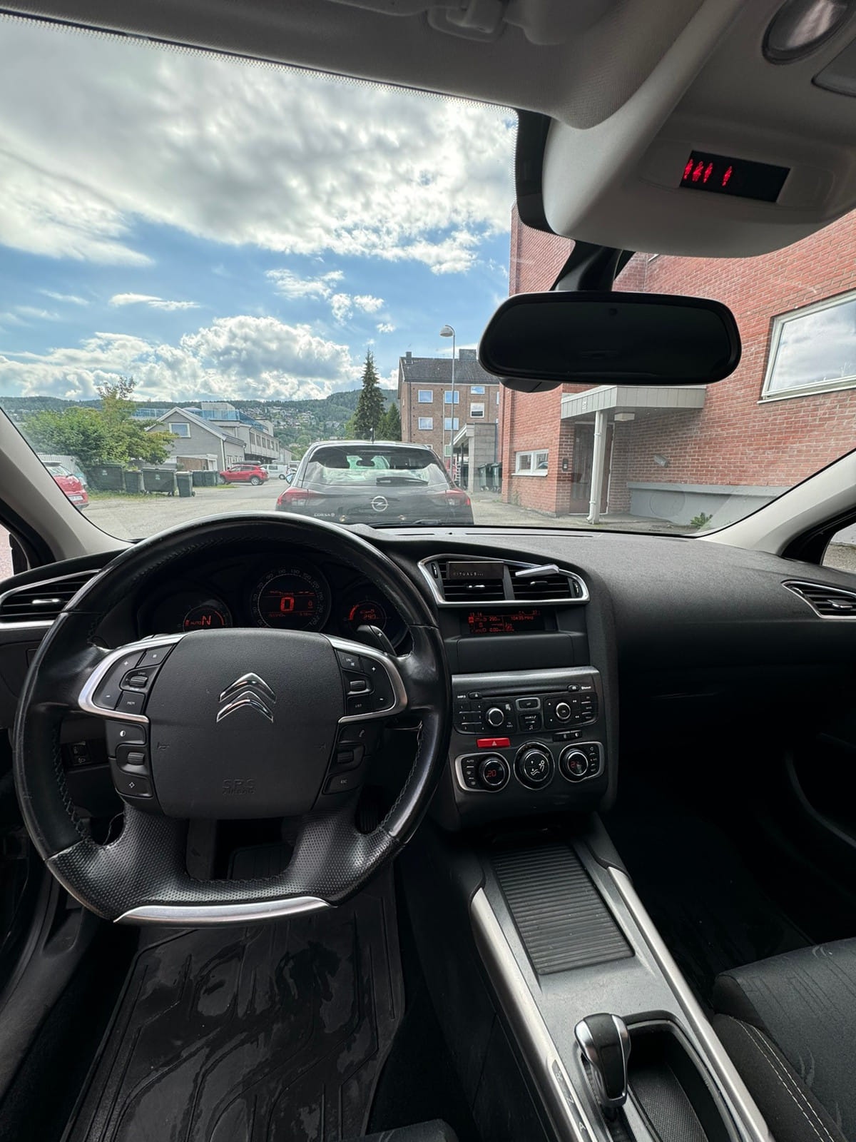 Citroen C4 med Cruisekontroll