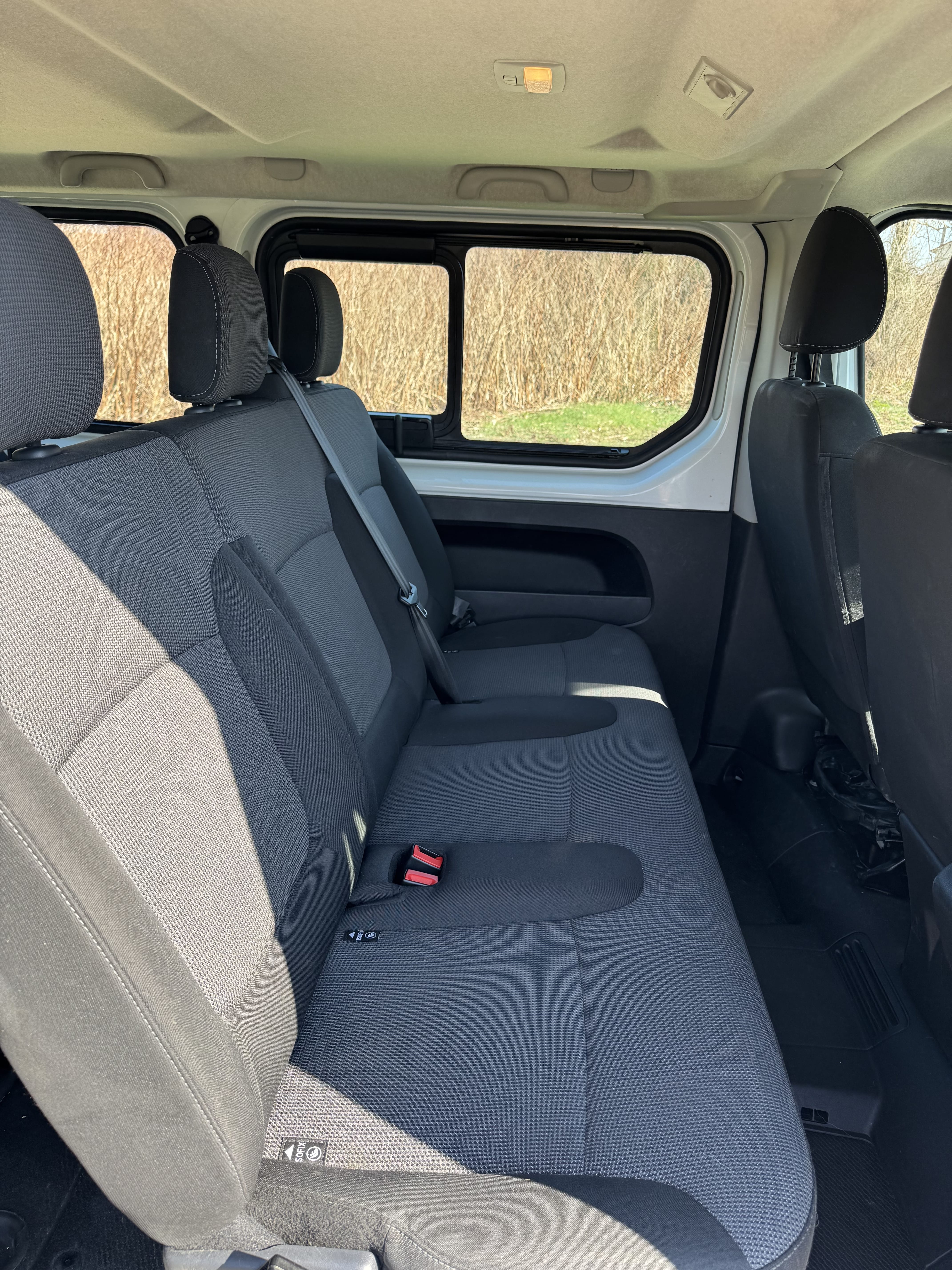 Renault Trafic 2.0 DCI 9 places 2021 mit Apple CarPlay