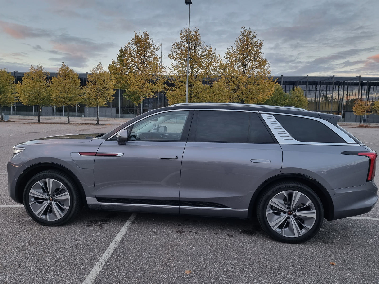 Hongqi E-HS9 Exclusive med Aircondition