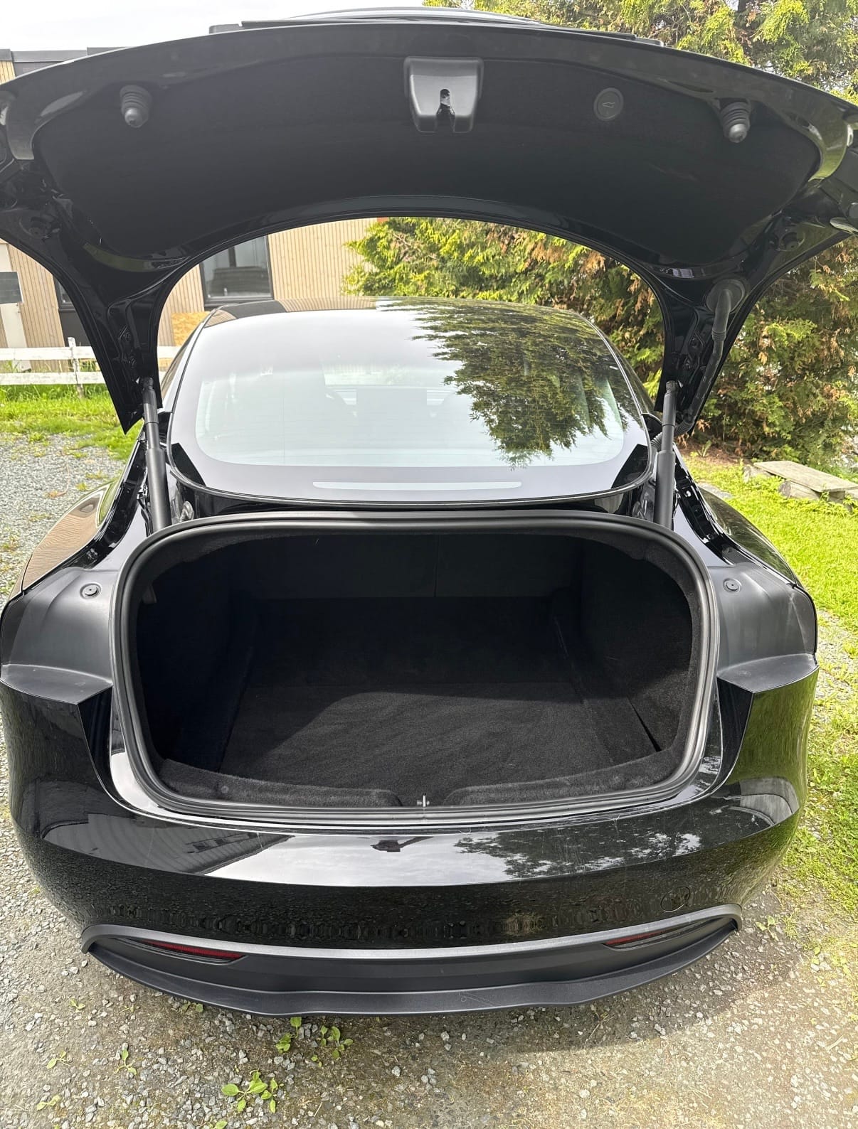 Tesla Model 3 Long Range med Cruisekontroll