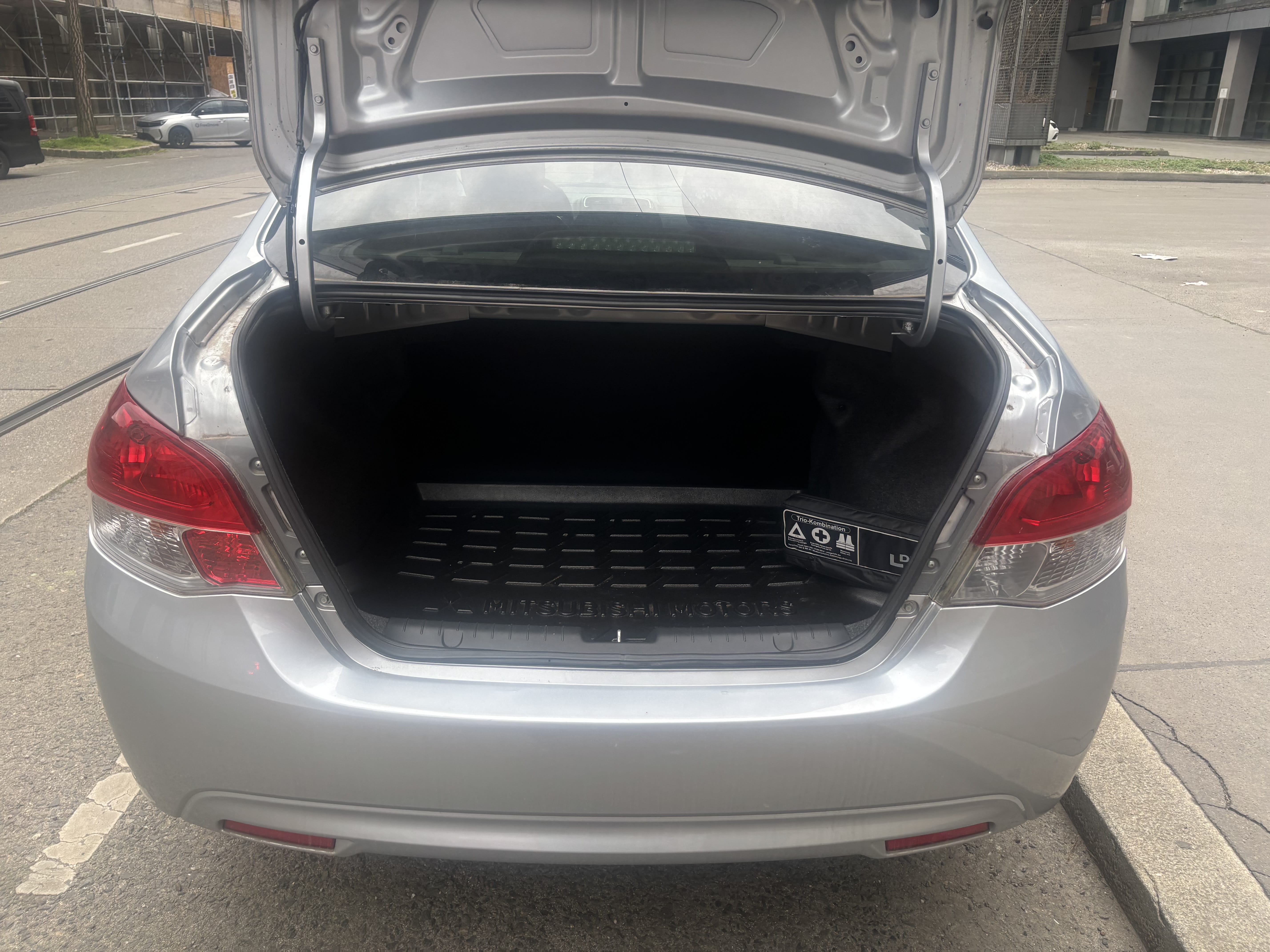 Mitsubishi Attrage