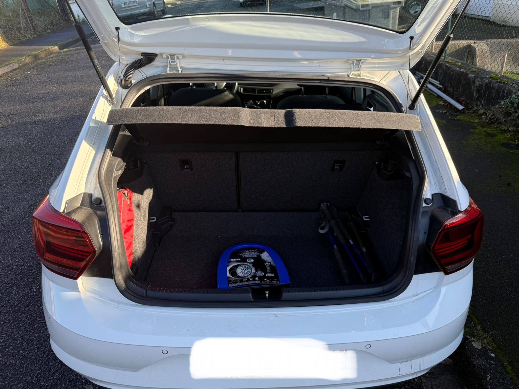 Volkswagen Polo avec Chaines