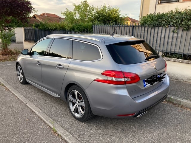 Peugeot 308 SW avec GPS