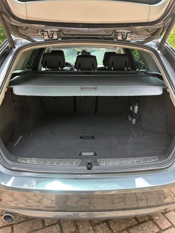 BMW Série 3 318d with Bluetooth audio