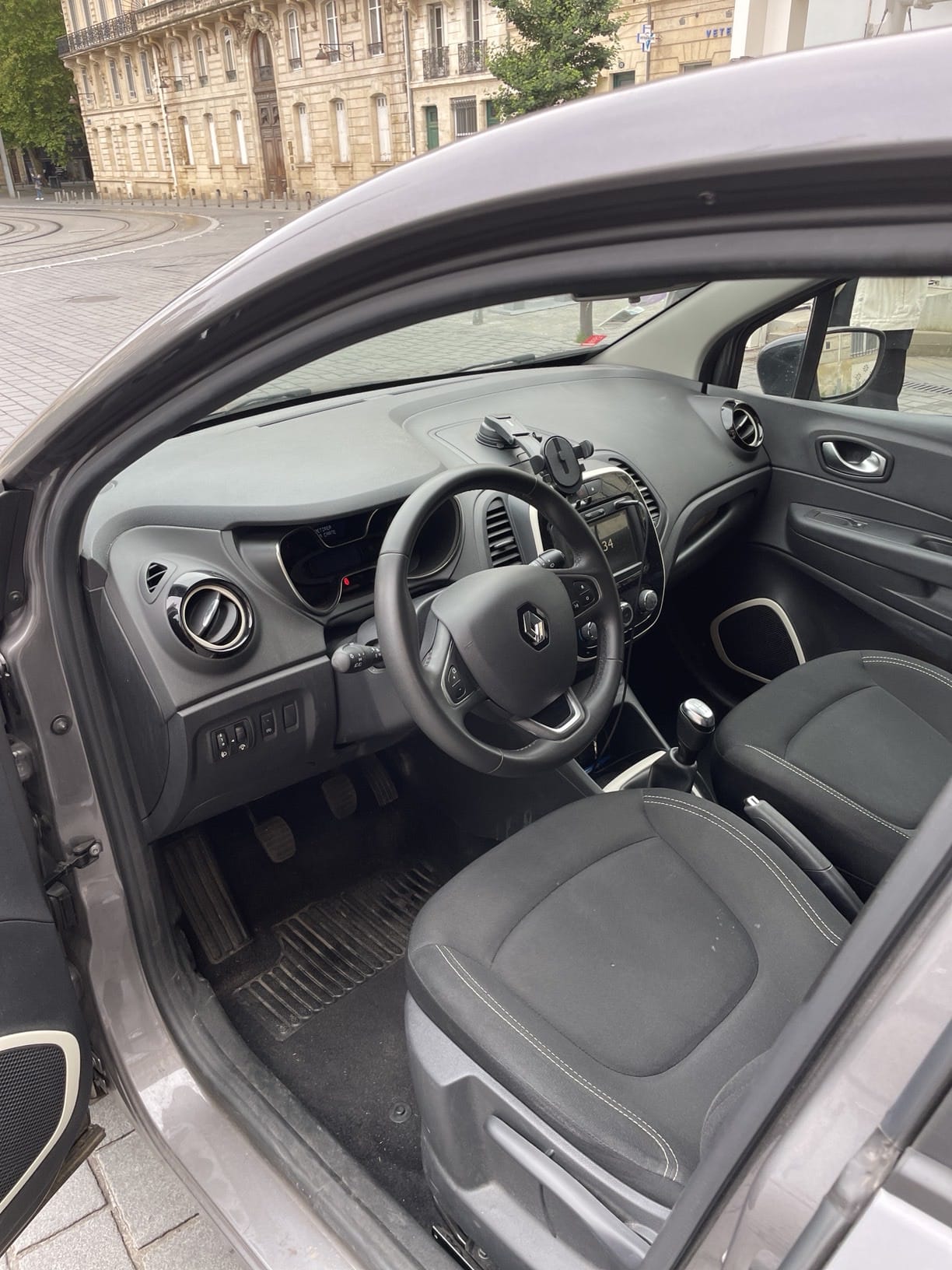 Renault Captur with Bluetooth audio