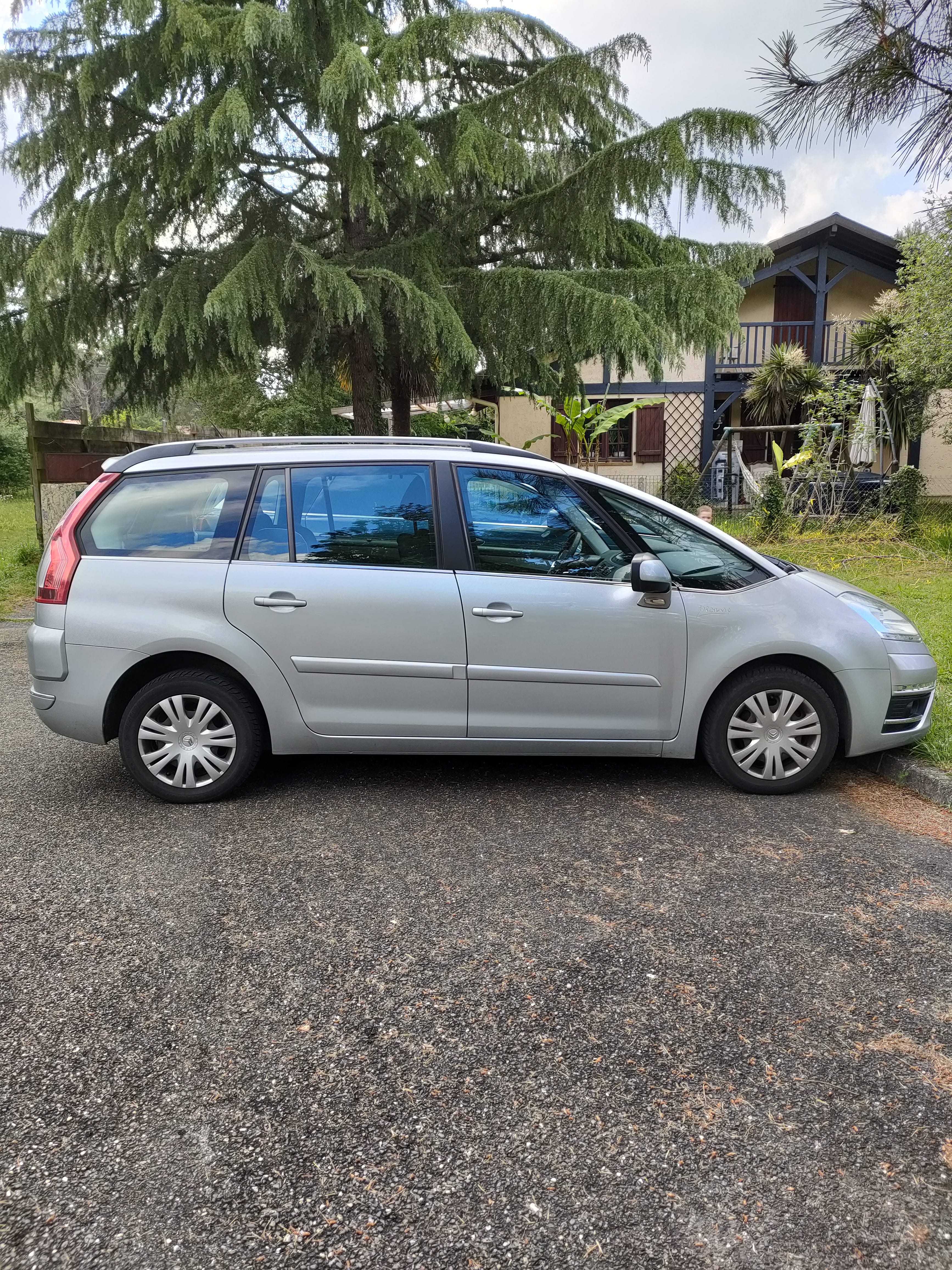 Citroen C4 Grand Picasso avec Climatisation