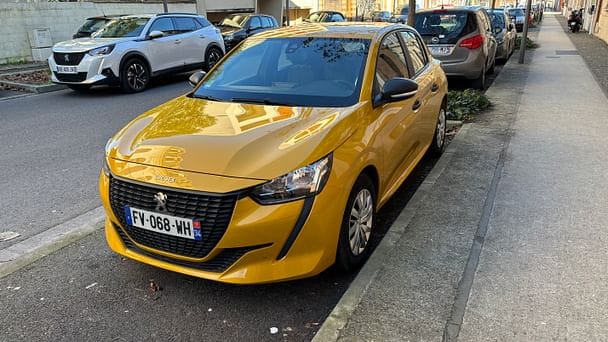Peugeot 208 5 places -  GARE MONTAUBAN, 2020, Diesel
