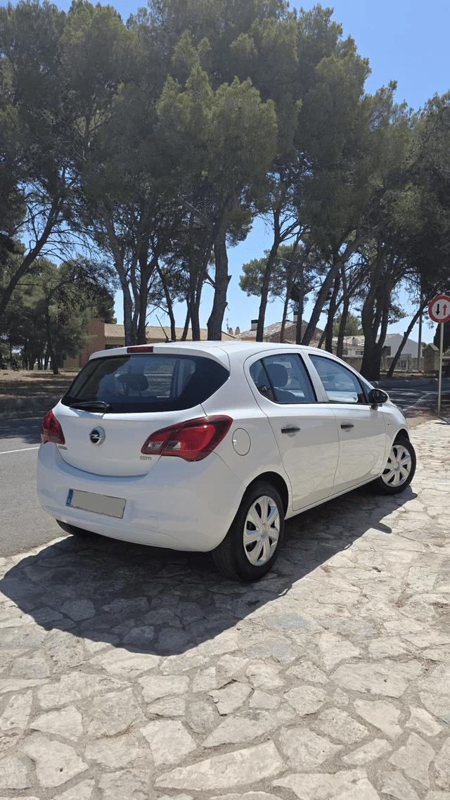 Opel Corsa con Control de velocidad