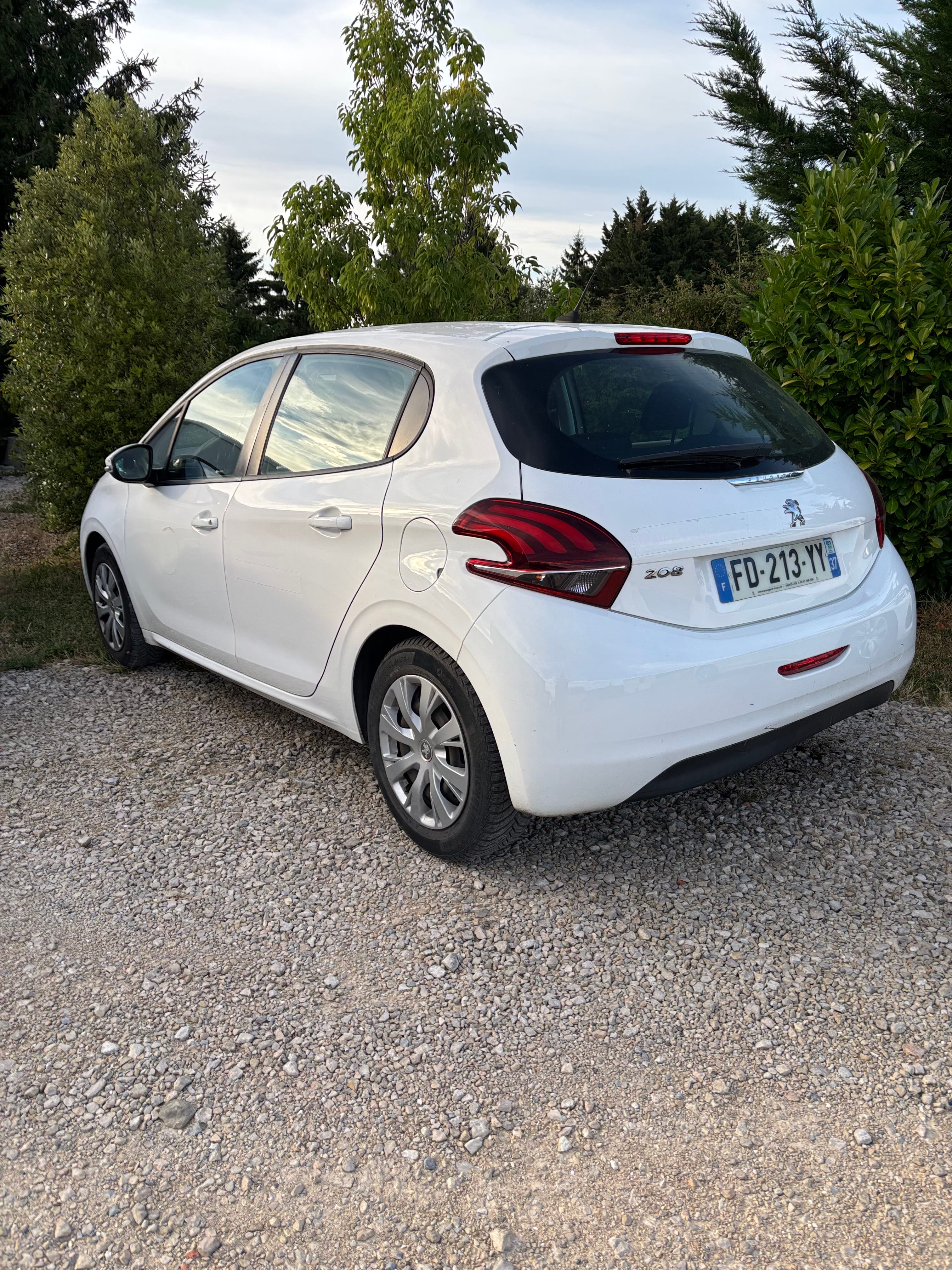 Peugeot 208 1,2 83 cv avec Régulateur de vitesse