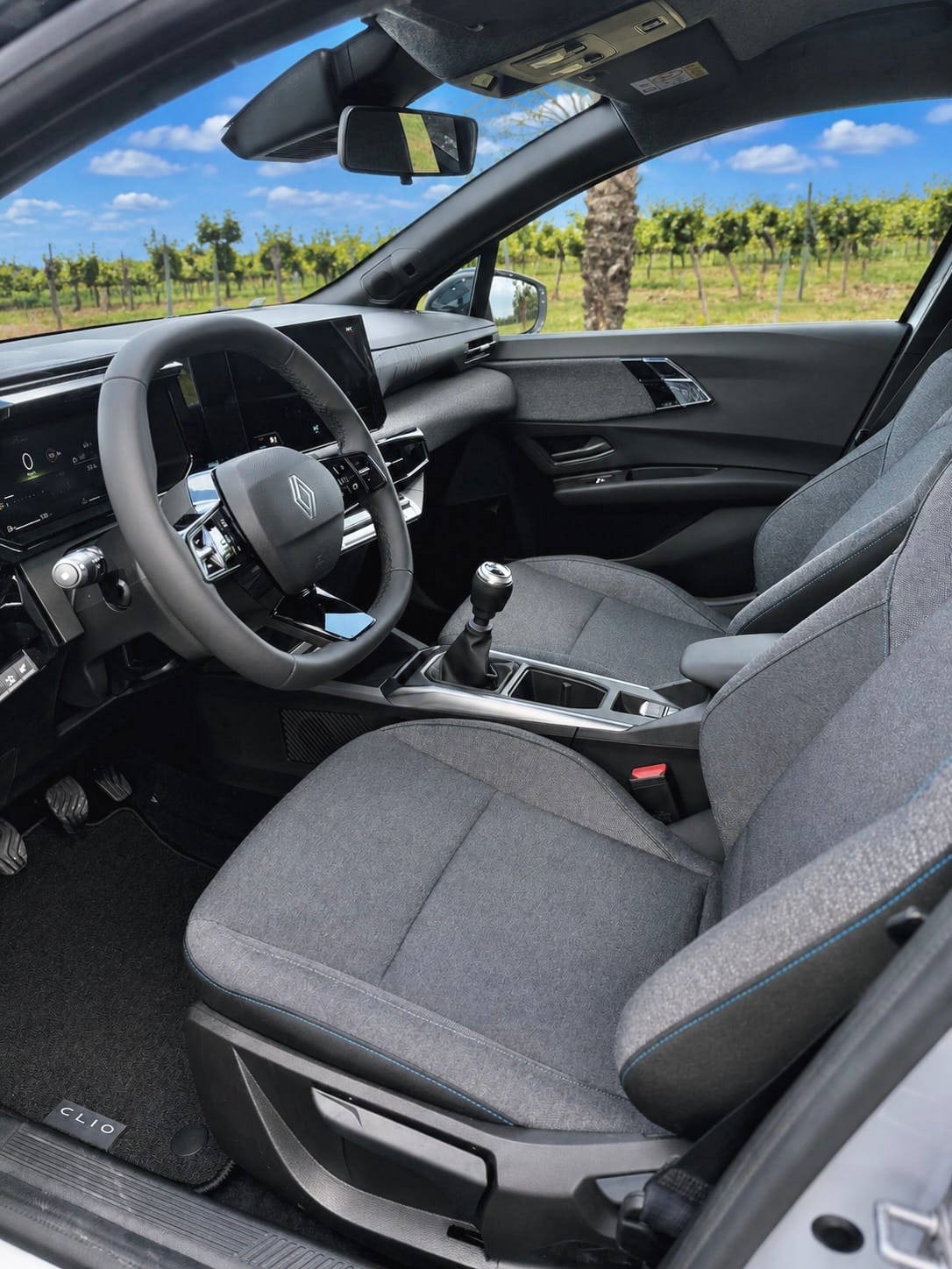Renault Clio with Bluetooth audio