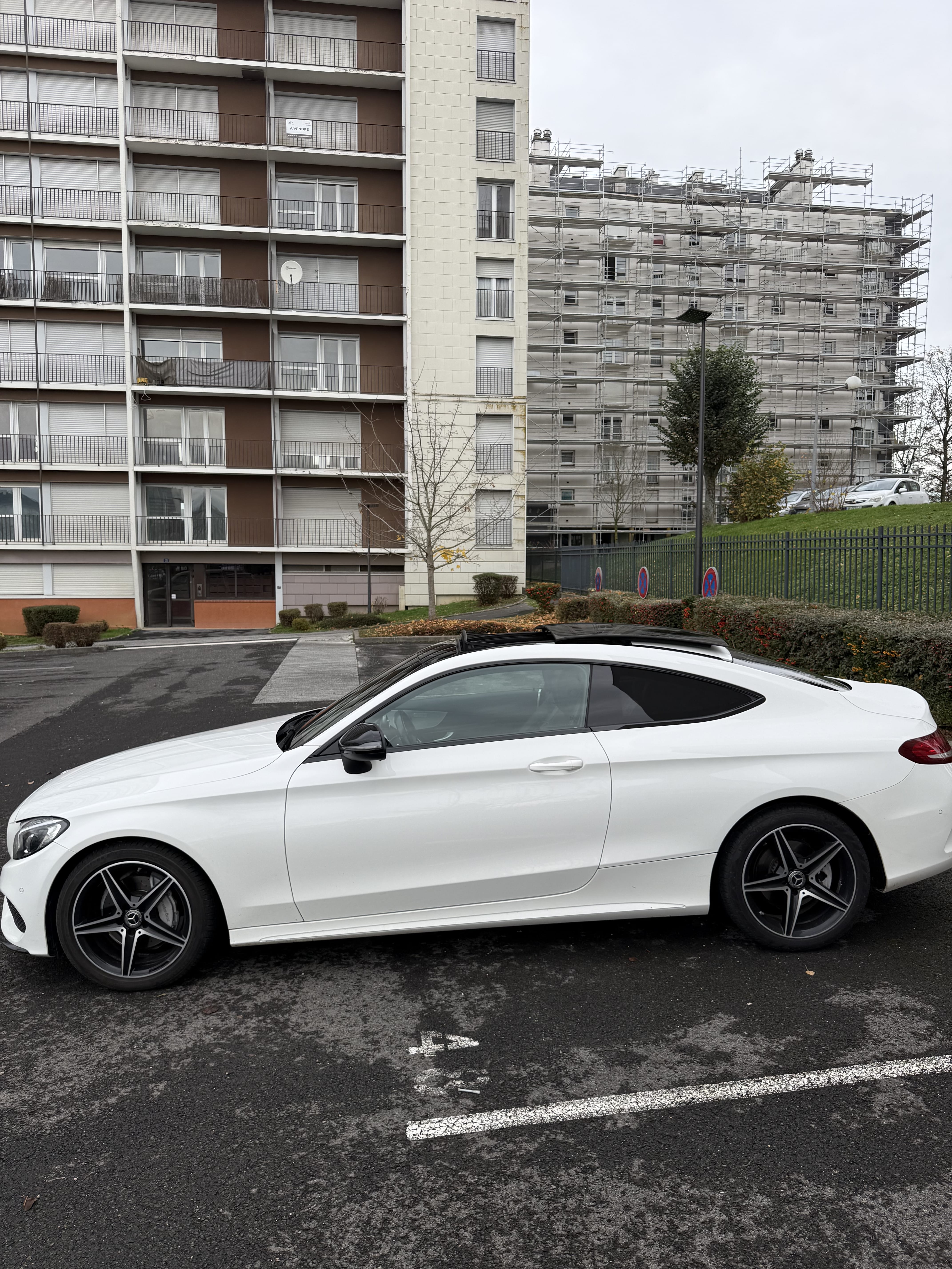 Mercedes-Benz Classe C Coupé avec Climatisation