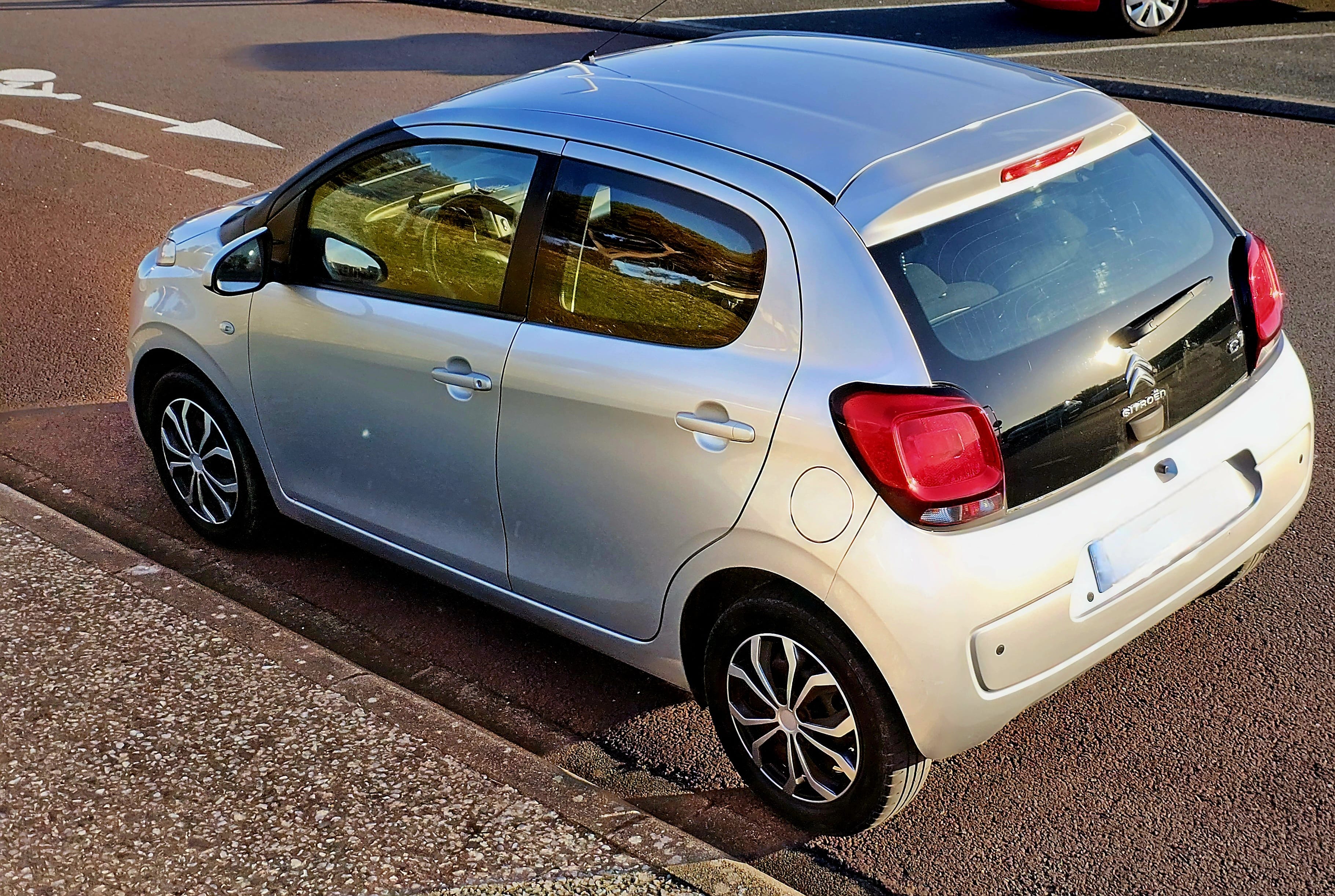 Citroen C1 II 1.0 ES avec Entrée audio / iPod