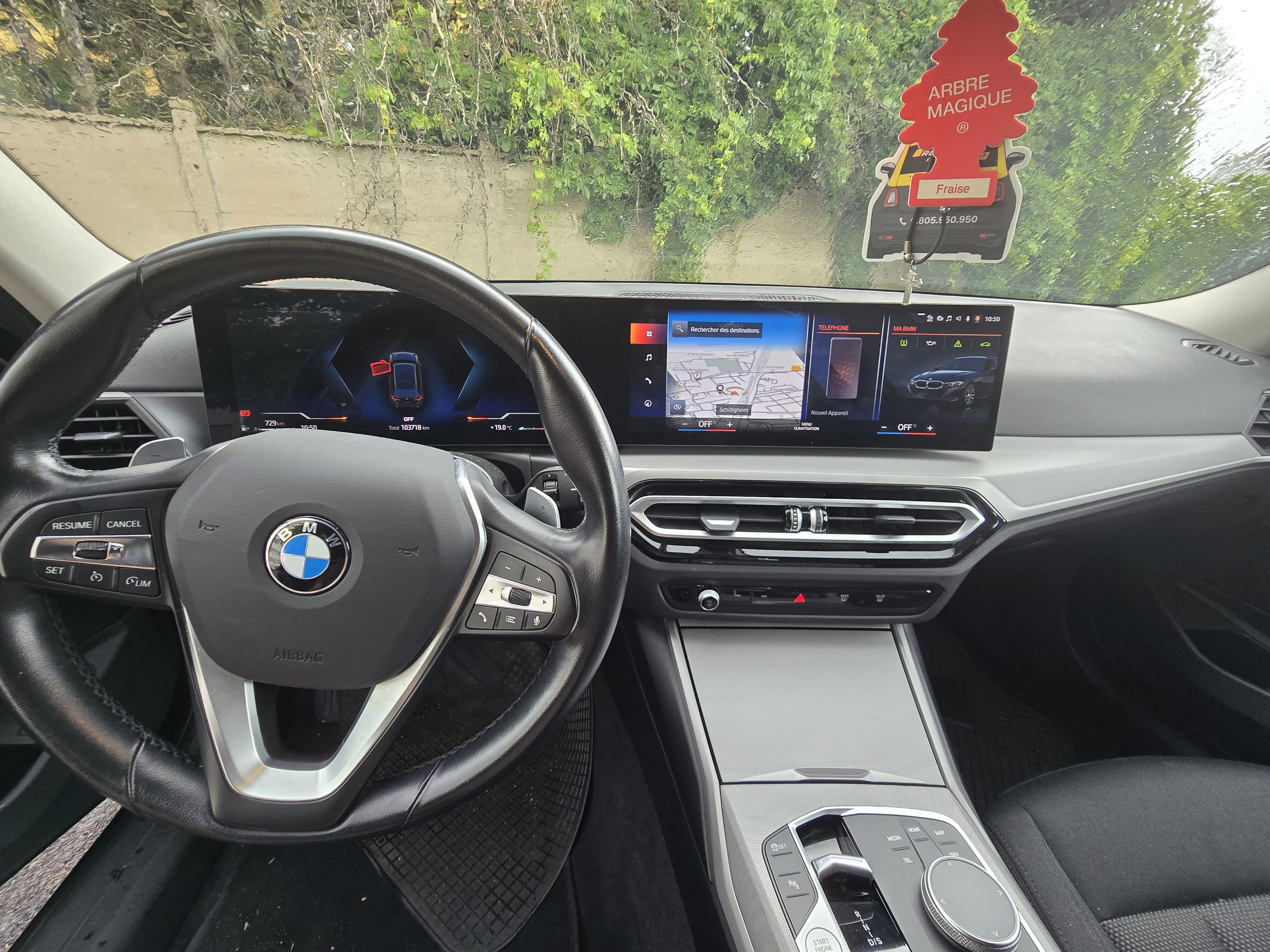 BMW Série 3 318d avec Apple CarPlay
