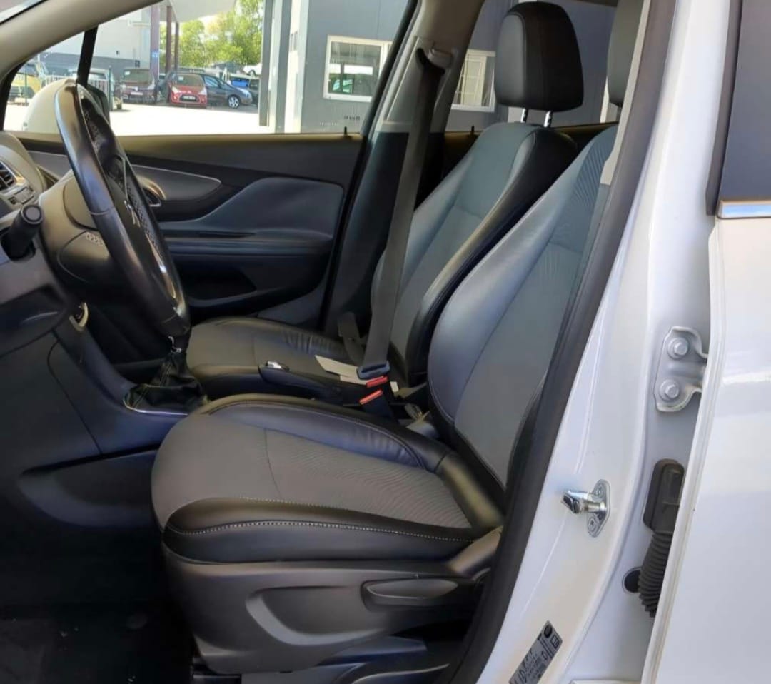 Opel Mokka with Cruise control