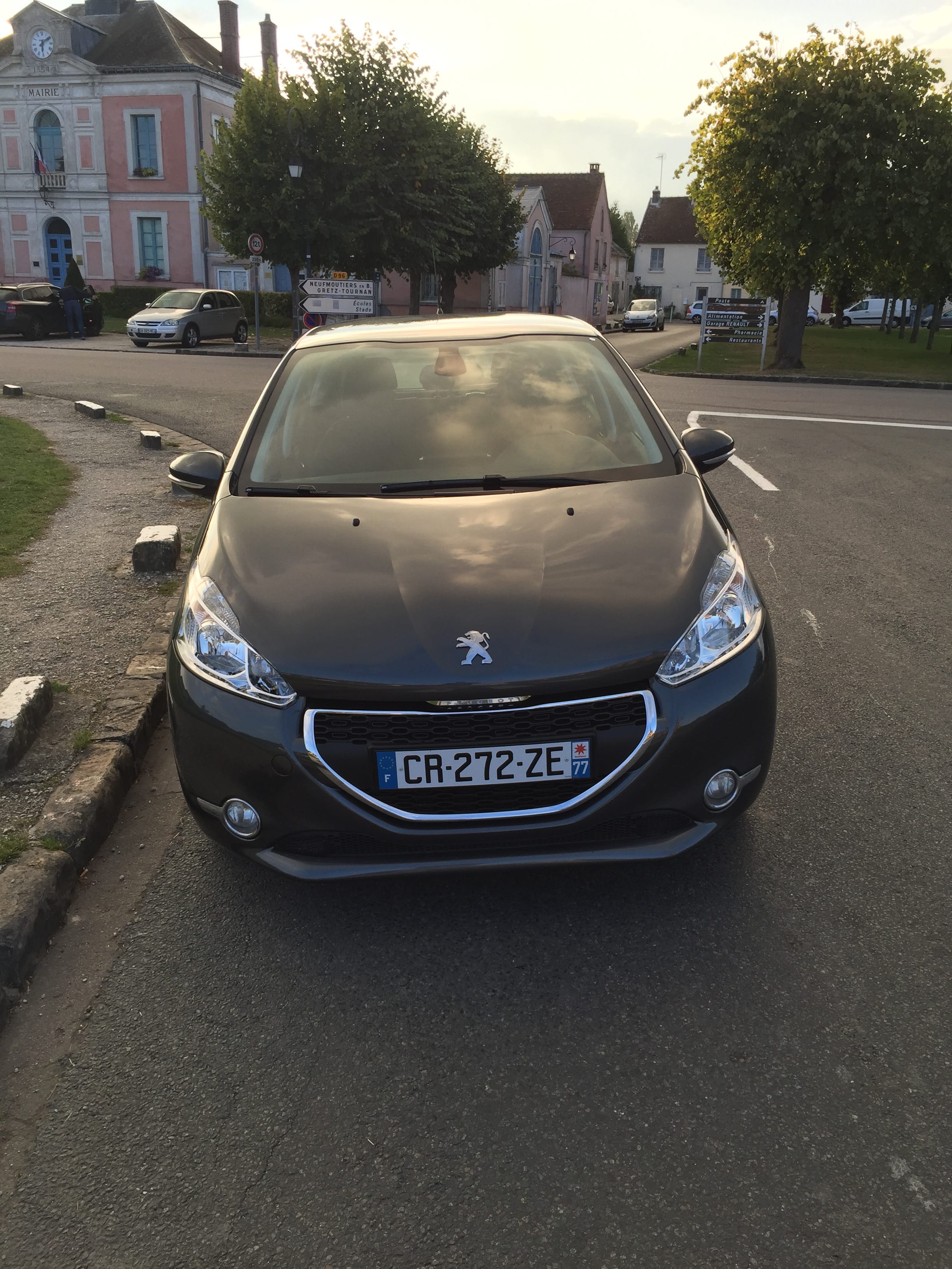 Peugeot 208 avec Régulateur de vitesse