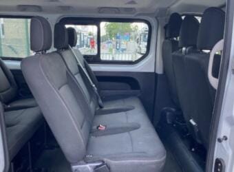 Renault Trafic avec Chaines