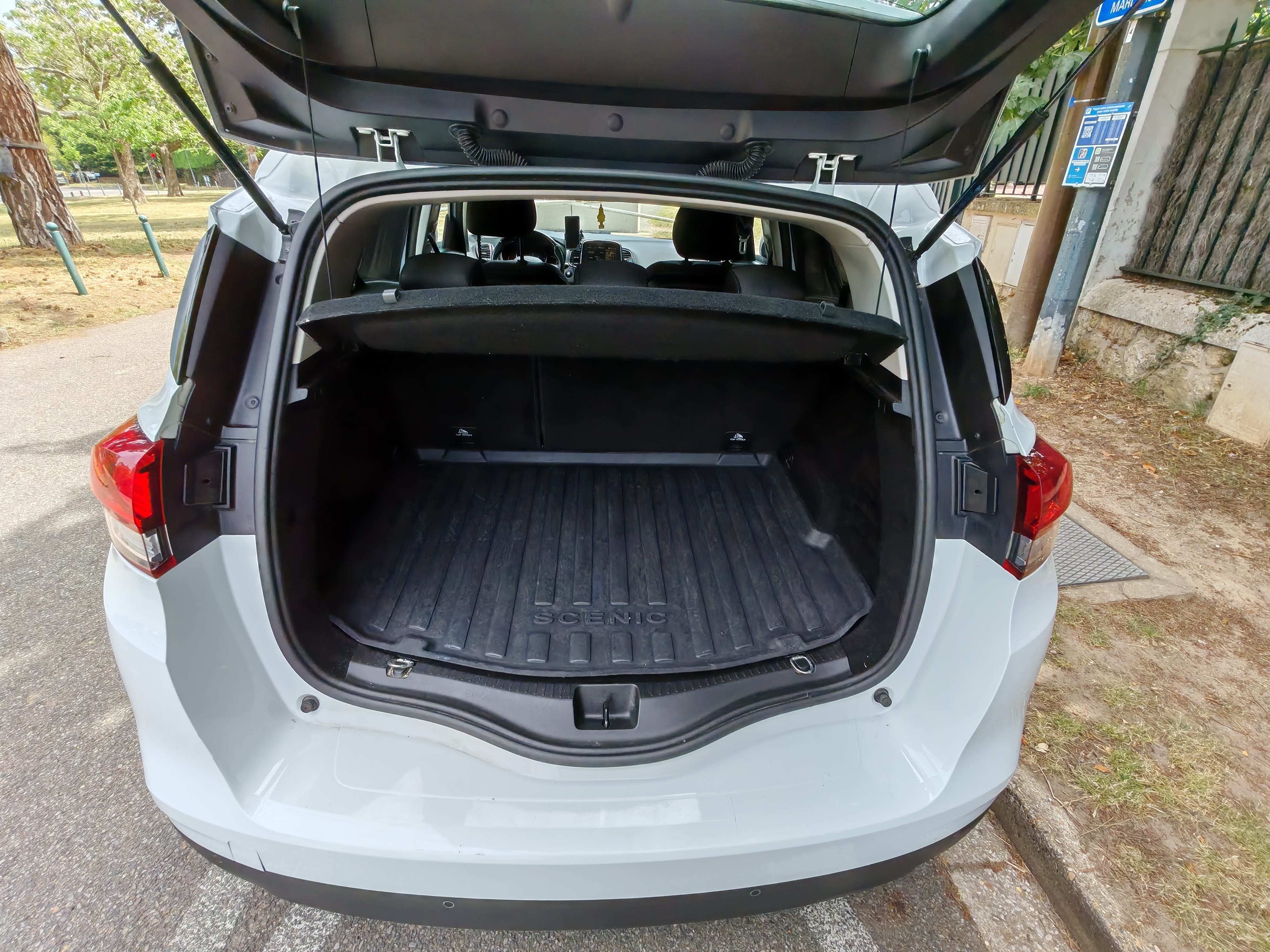 Renault Scenic Familiale / Grand Coffre / Android Auto avec Audio Bluetooth