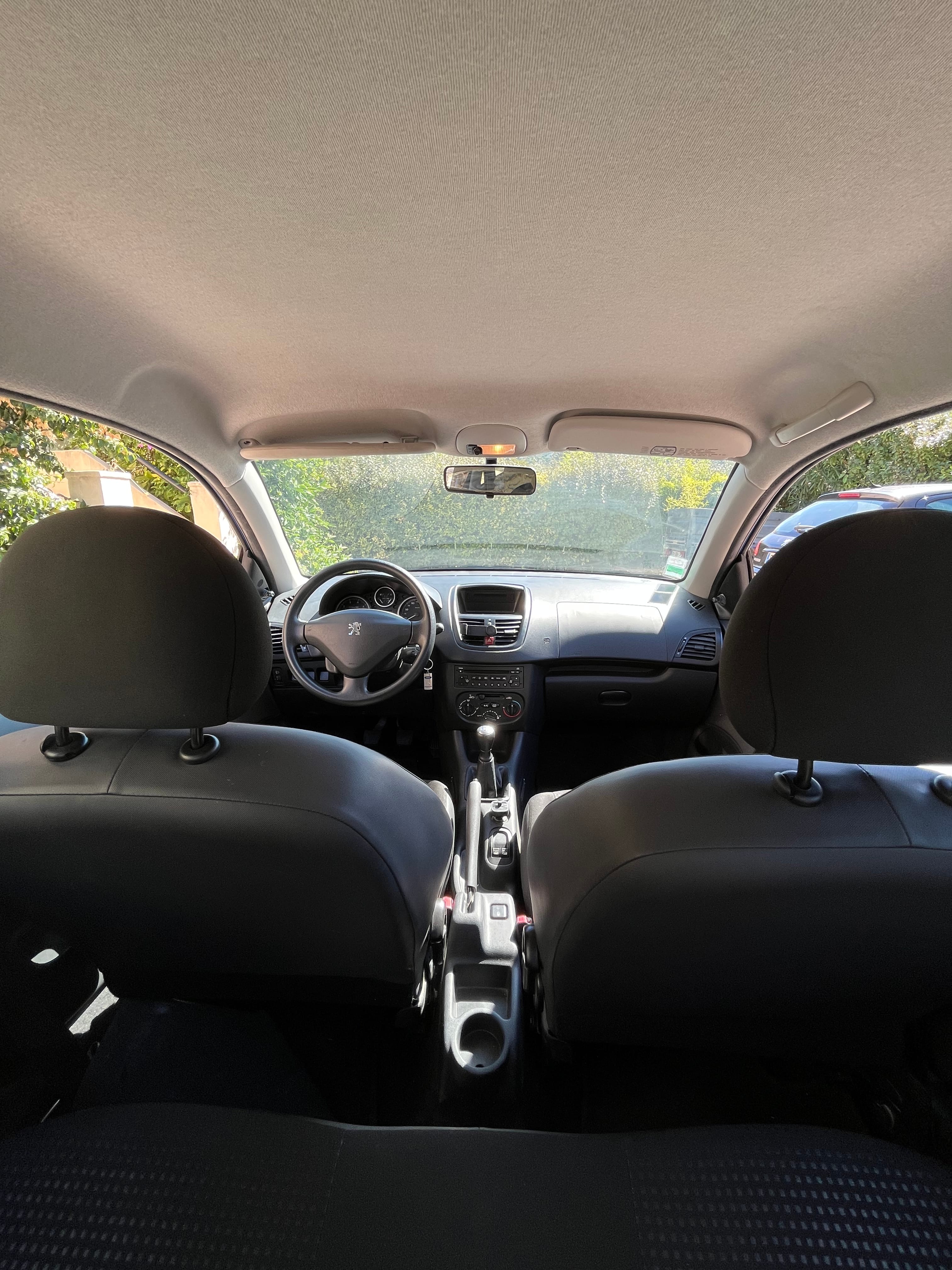 Peugeot 206+ avec Siège bébé