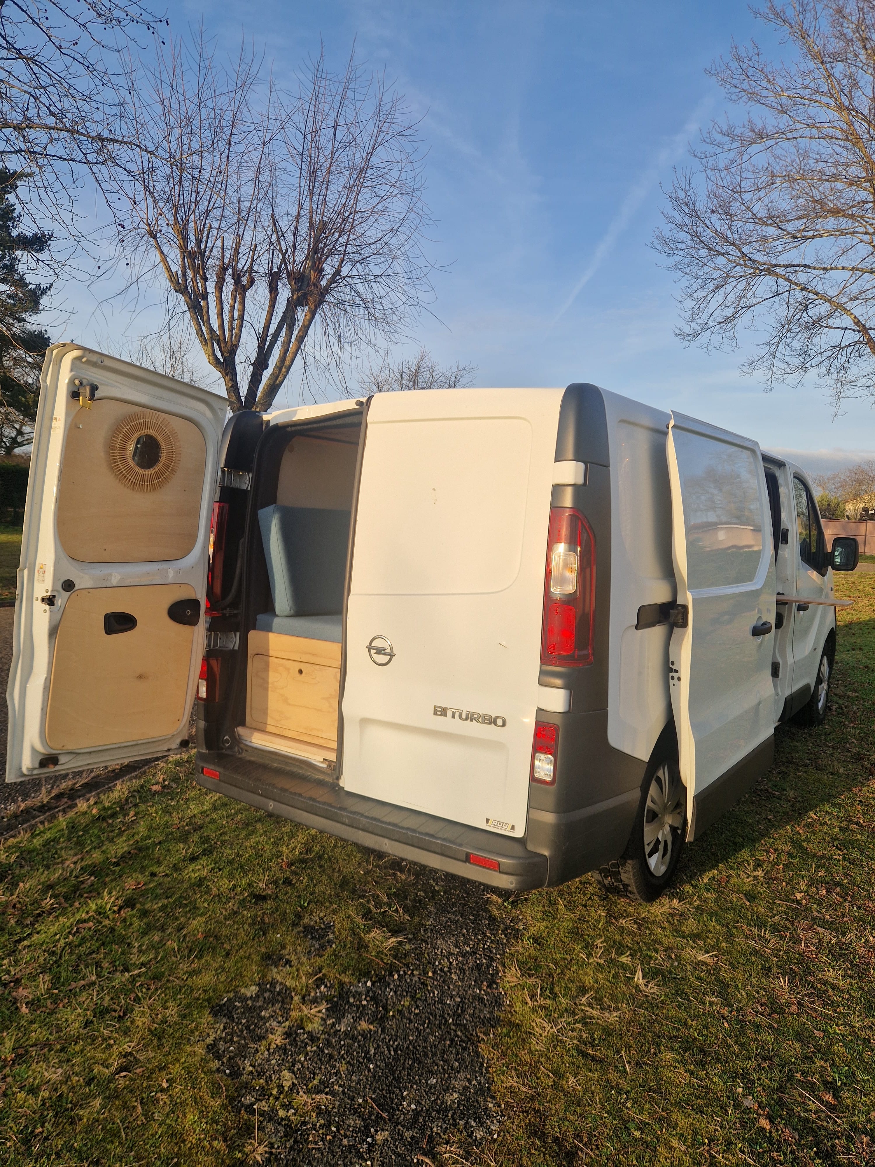Opel Vivaro avec Régulateur de vitesse