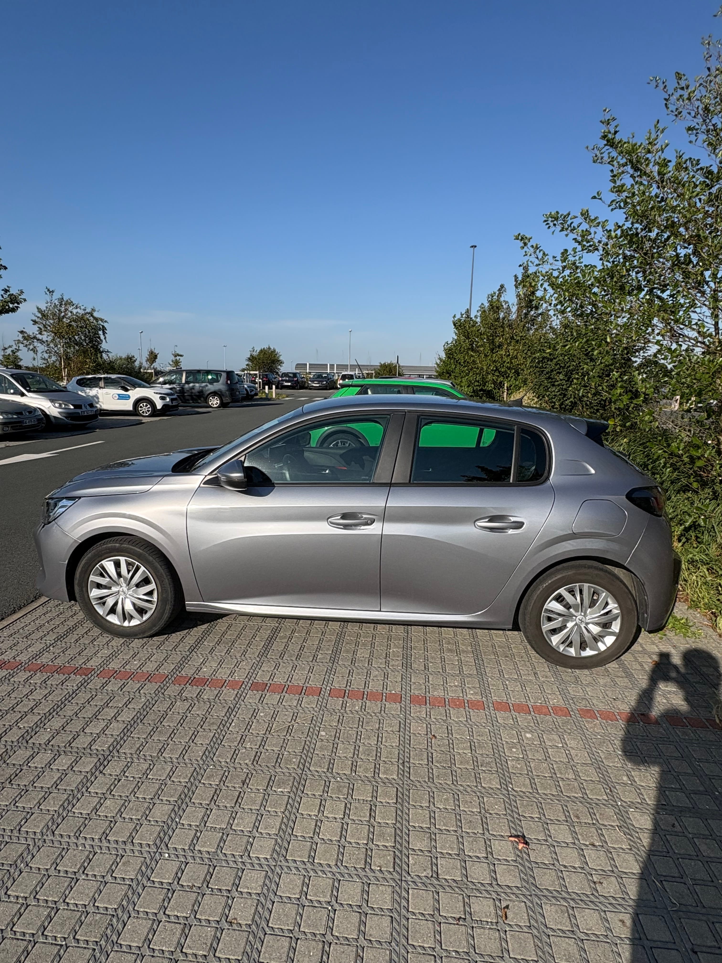 Peugeot 208 avec Climatisation