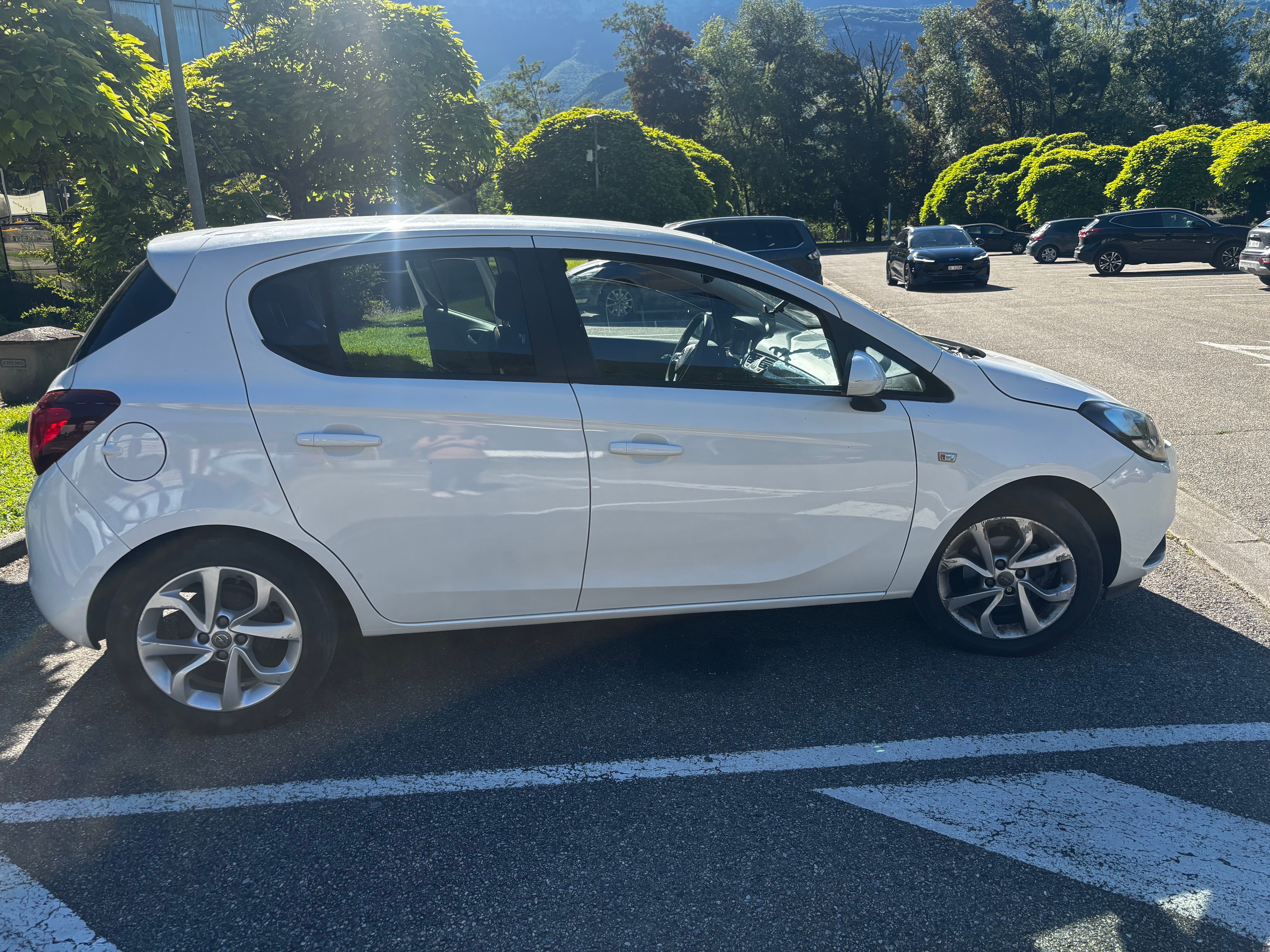 Opel Corsa-E avec Apple CarPlay