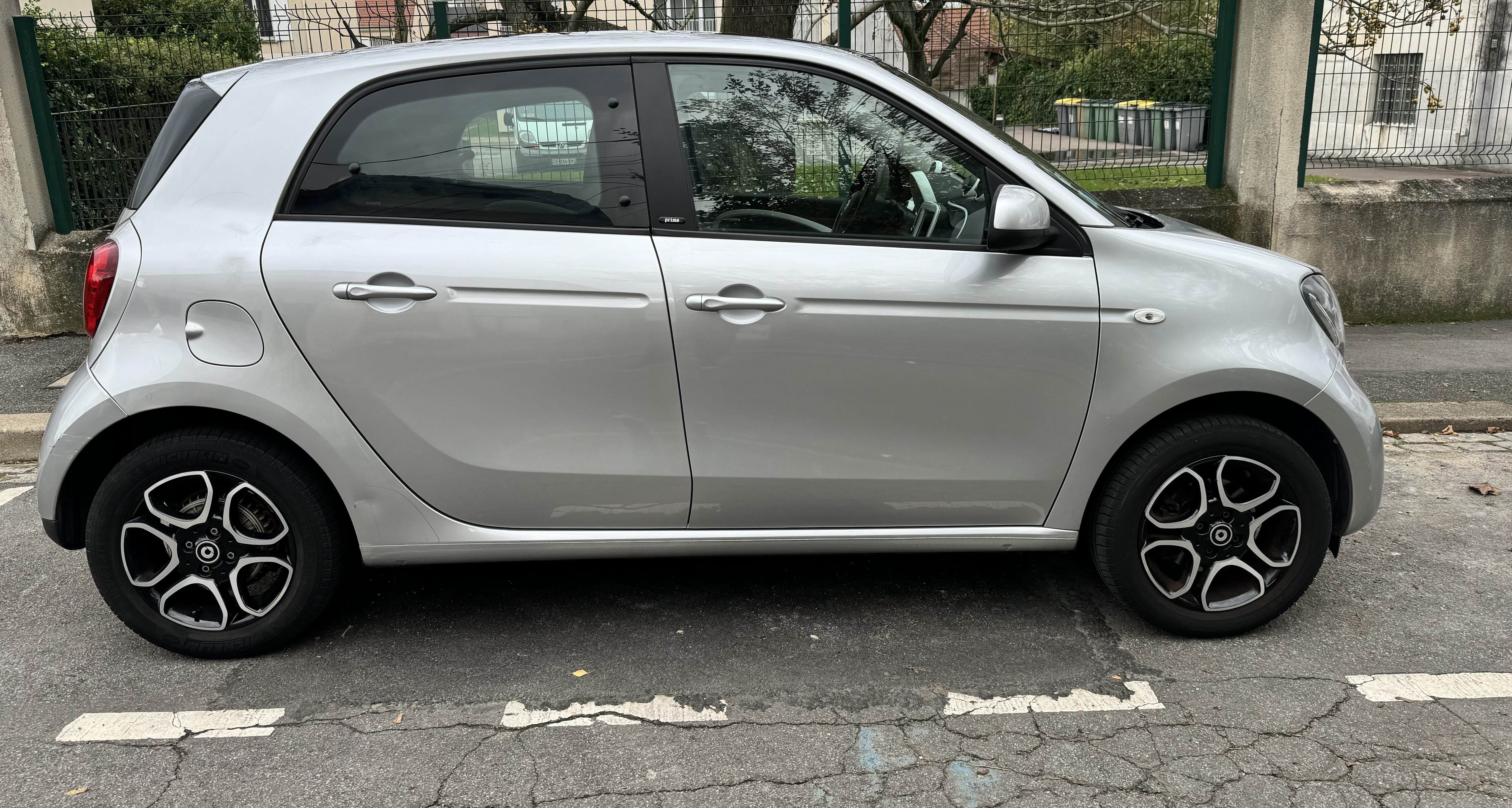 Smart Forfour Prime avec Climatisation