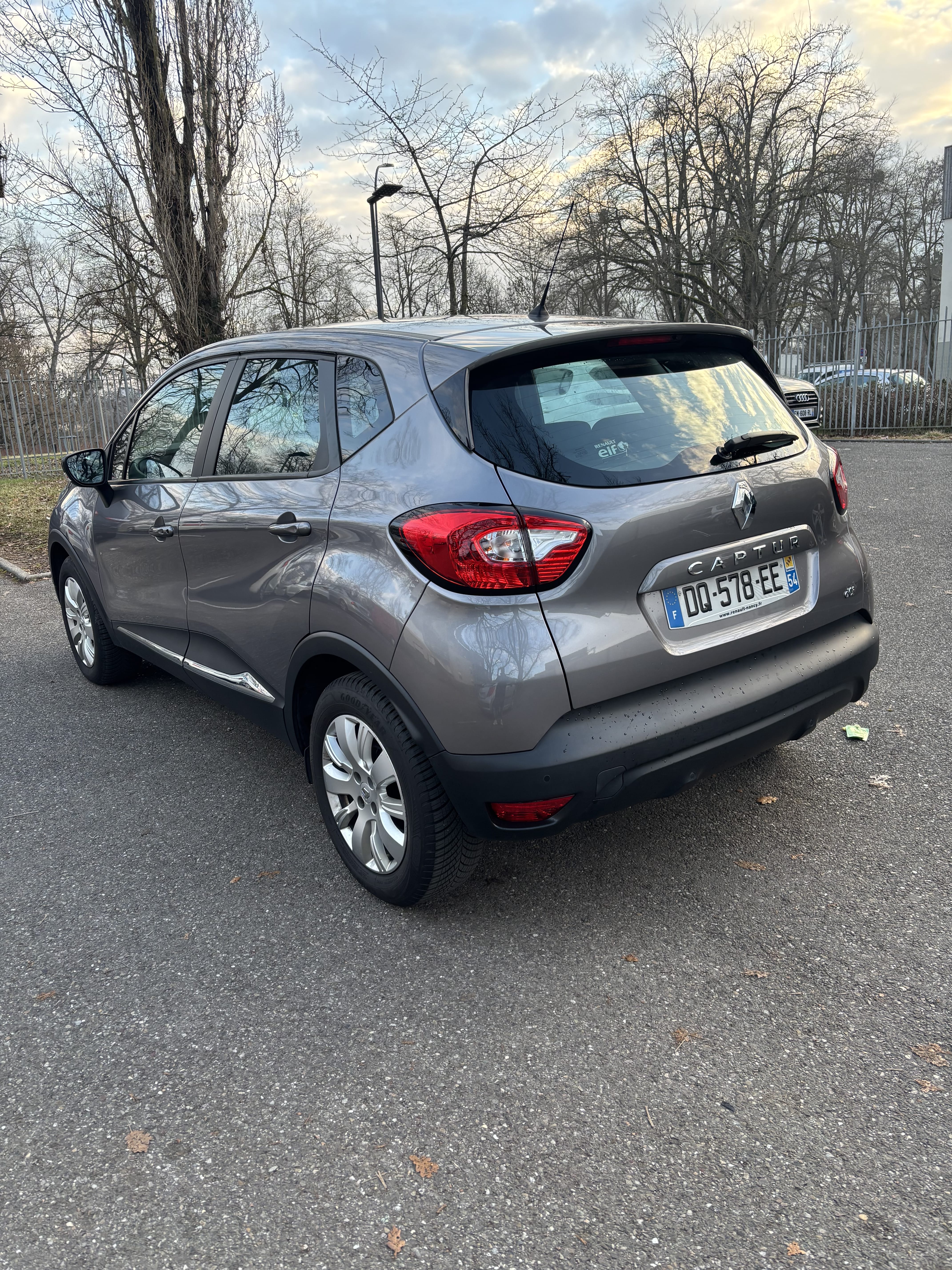 Renault Captur 1.5 DCI 90 Energy S&S Eco2 Zen avec Régulateur de vitesse