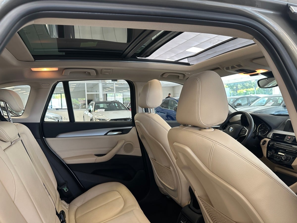 BMW X1 sDrive18i avec Régulateur de vitesse