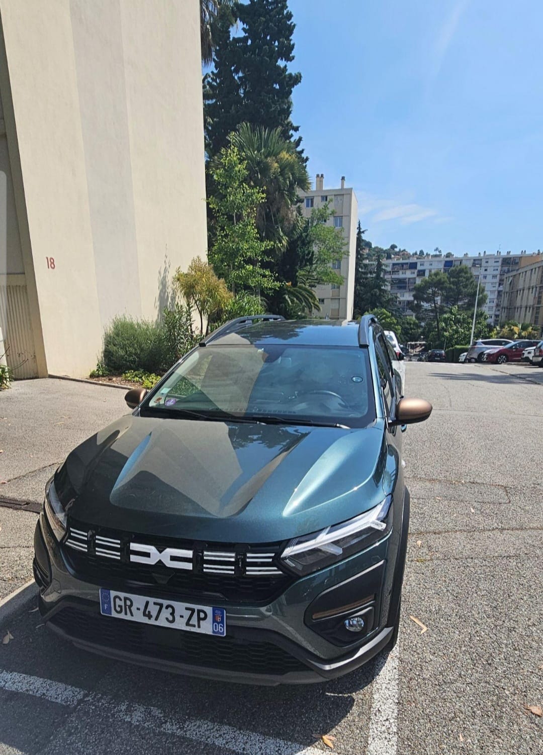 Dacia Jogger, 2023, Essence 98, 7 places