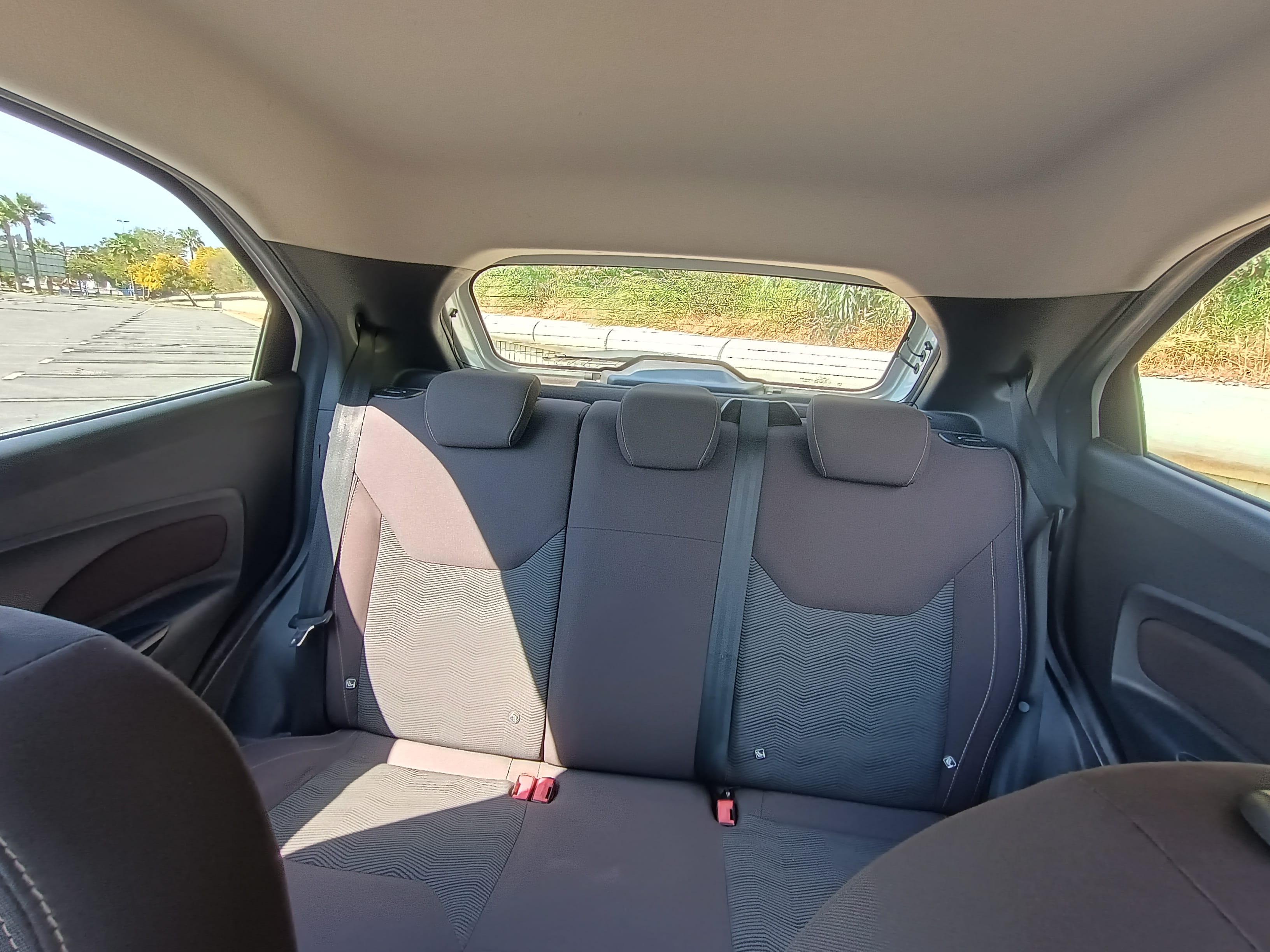 Ford KA+ con Radio 