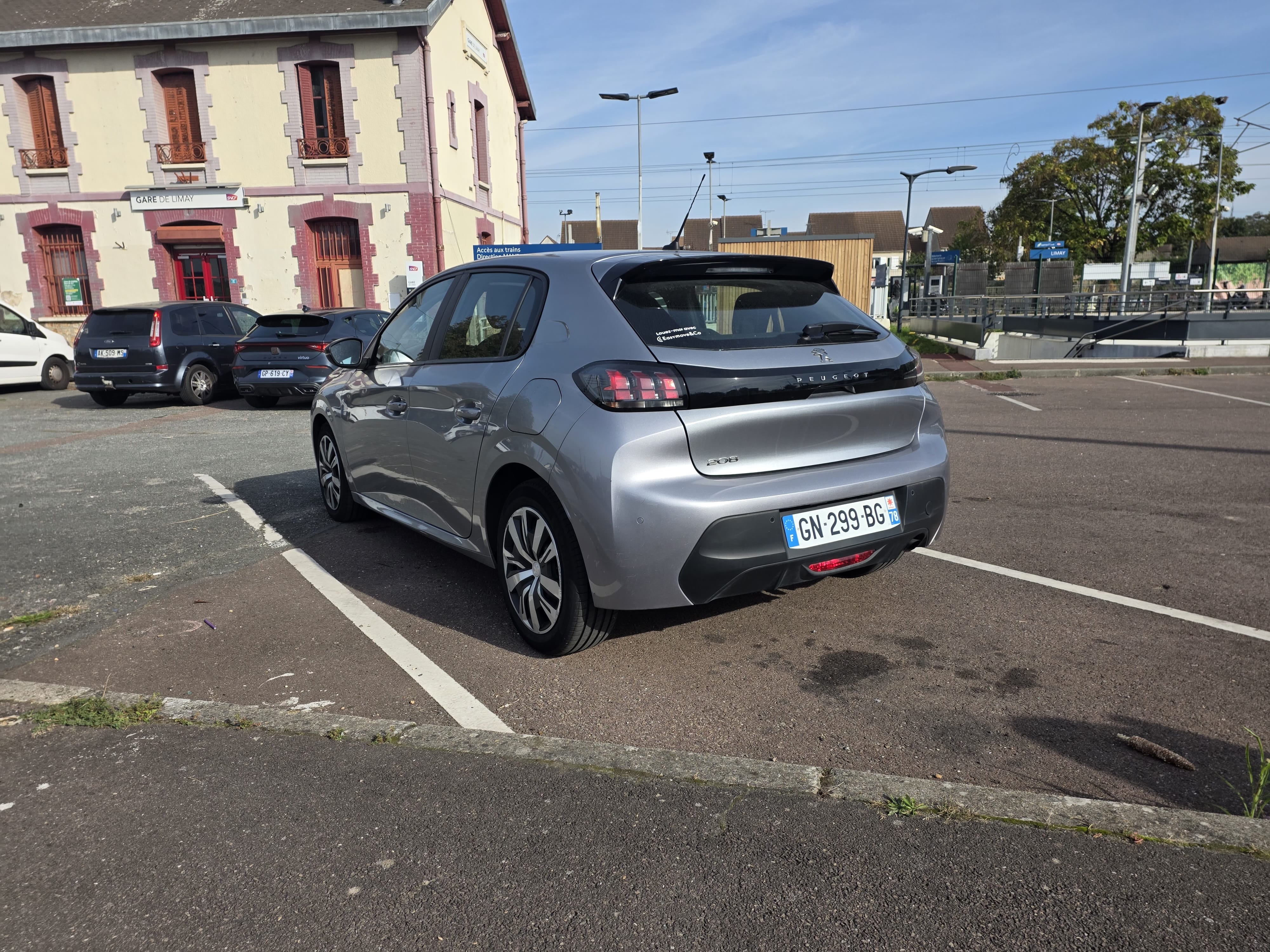 Peugeot 208 ACTIVE PACK PURETECH 75CH BVM avec Régulateur de vitesse