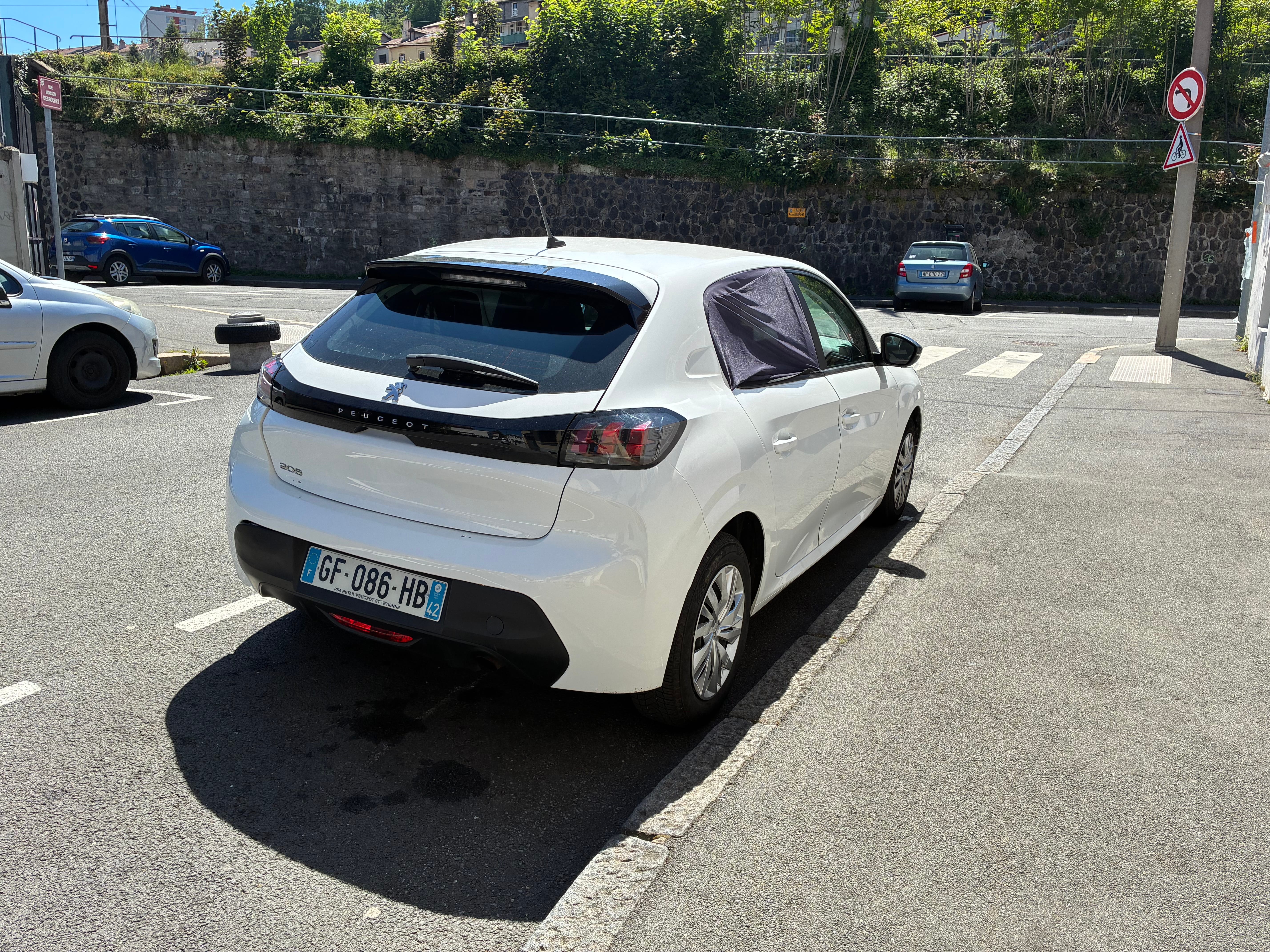 Peugeot 208 avec GPS