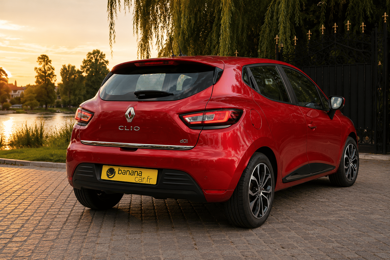 Renault Clio FF-489-FS avec Climatisation
