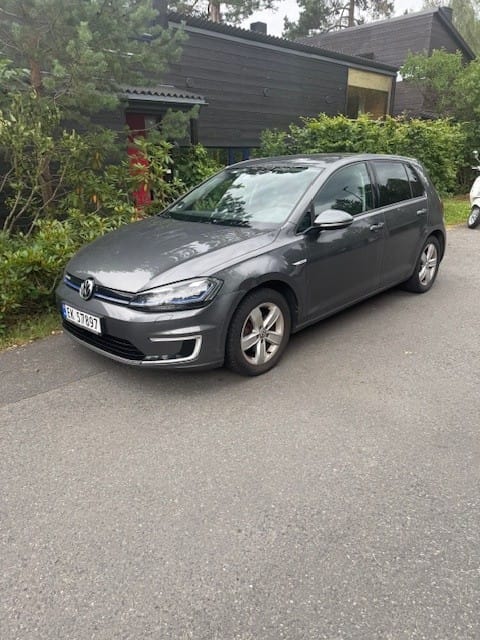 Volkswagen e-Golf -på Midtstuen/ Slemdal i Oslo, 2017, Elektrisk, automatisk