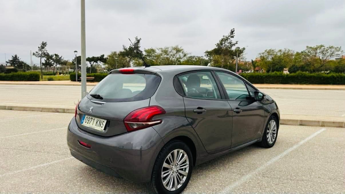 Peugeot 208 con Apple CarPlay