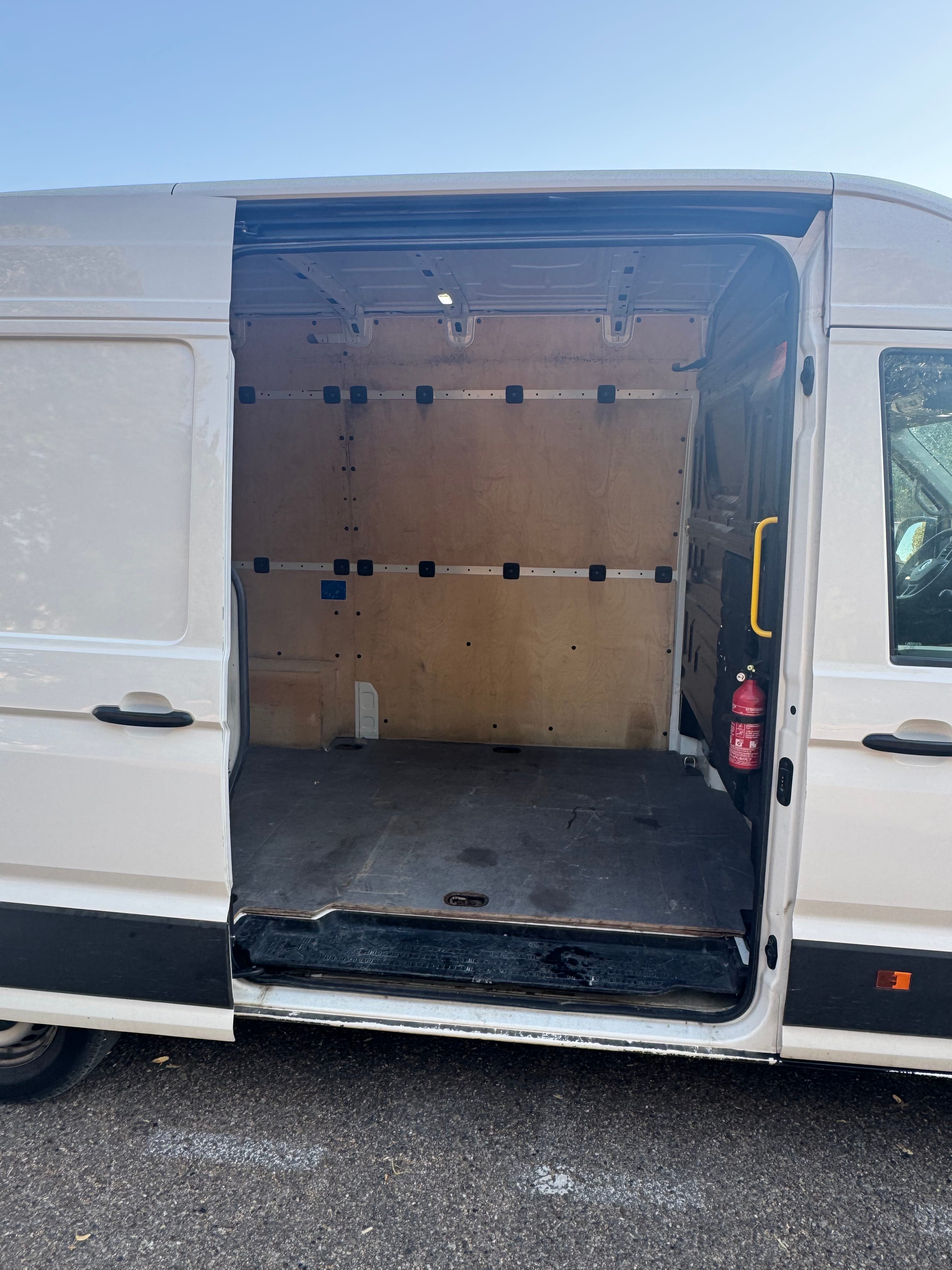 Volkswagen Crafter 2,0 tdi avec Audio Bluetooth