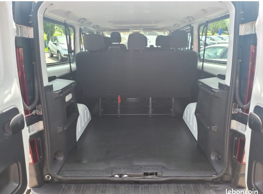 Renault Trafic Passenger