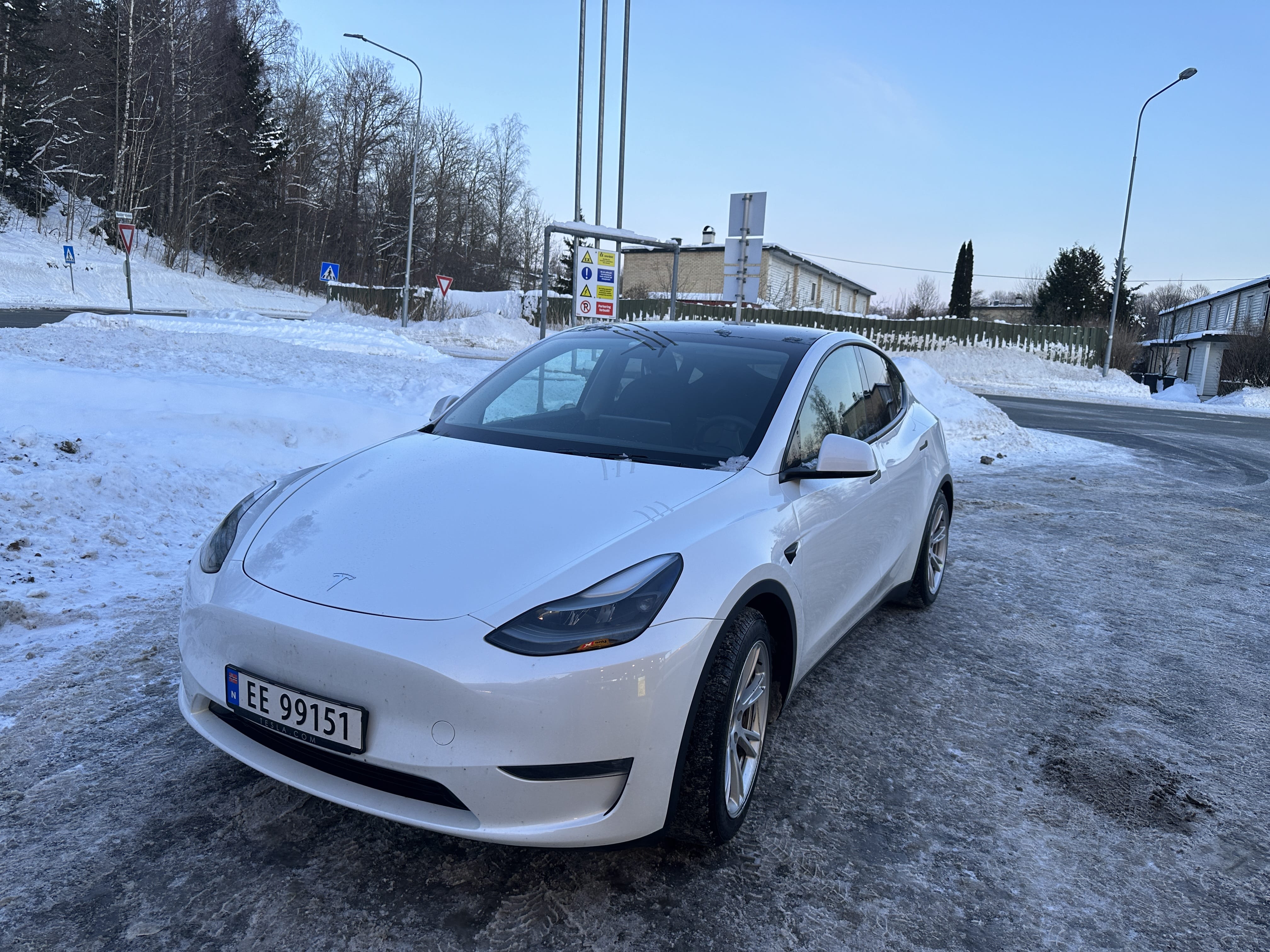 Tesla Model Y Performance, 2022, Electric, automatic