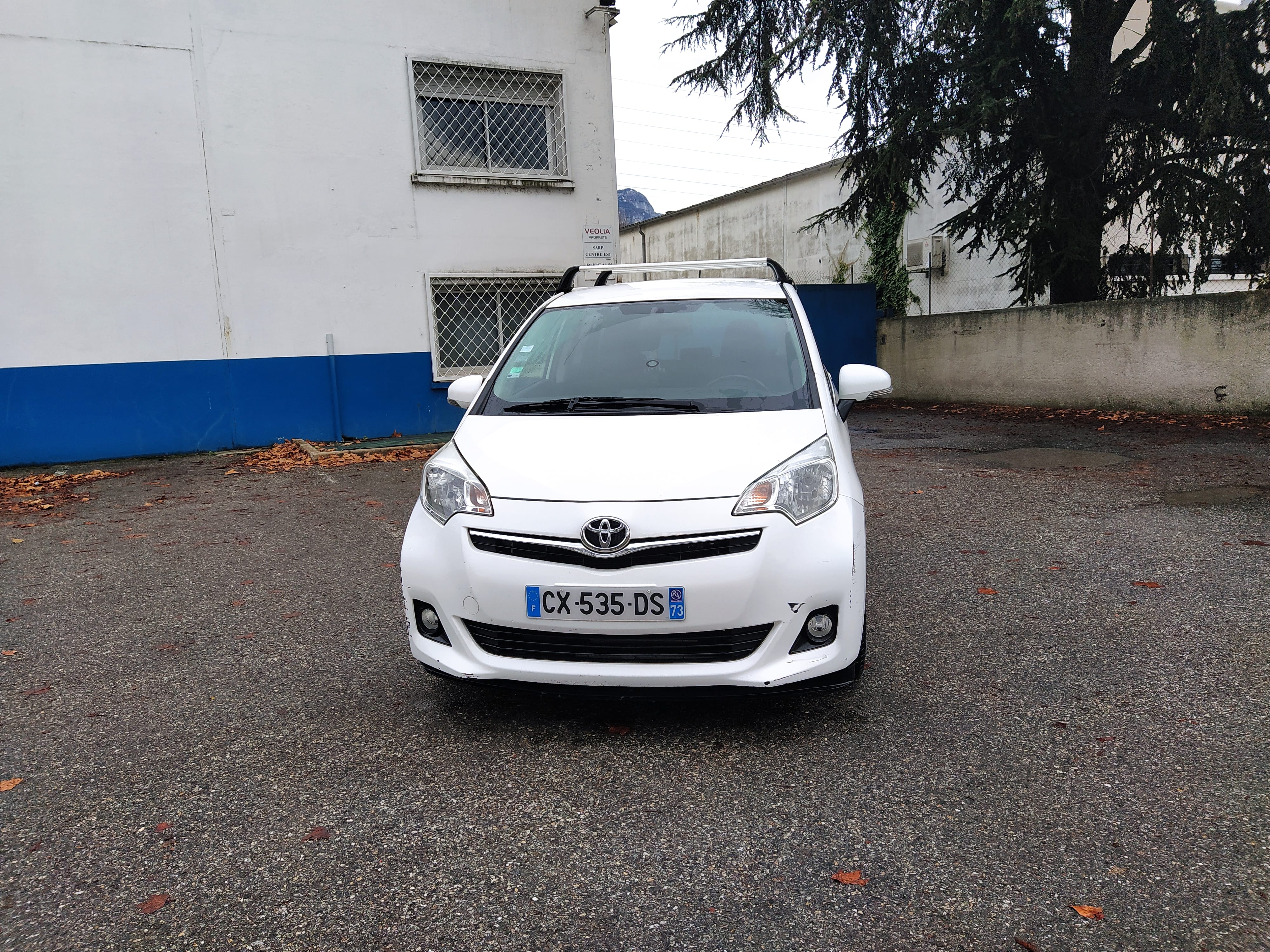 Toyota Verso-S, 2013, Essence 95