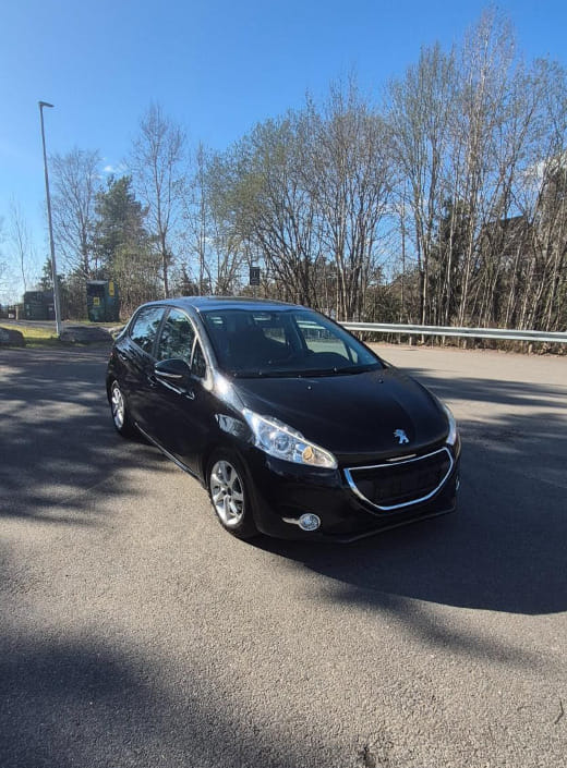 Peugeot 208, 2014, Blyfri 95