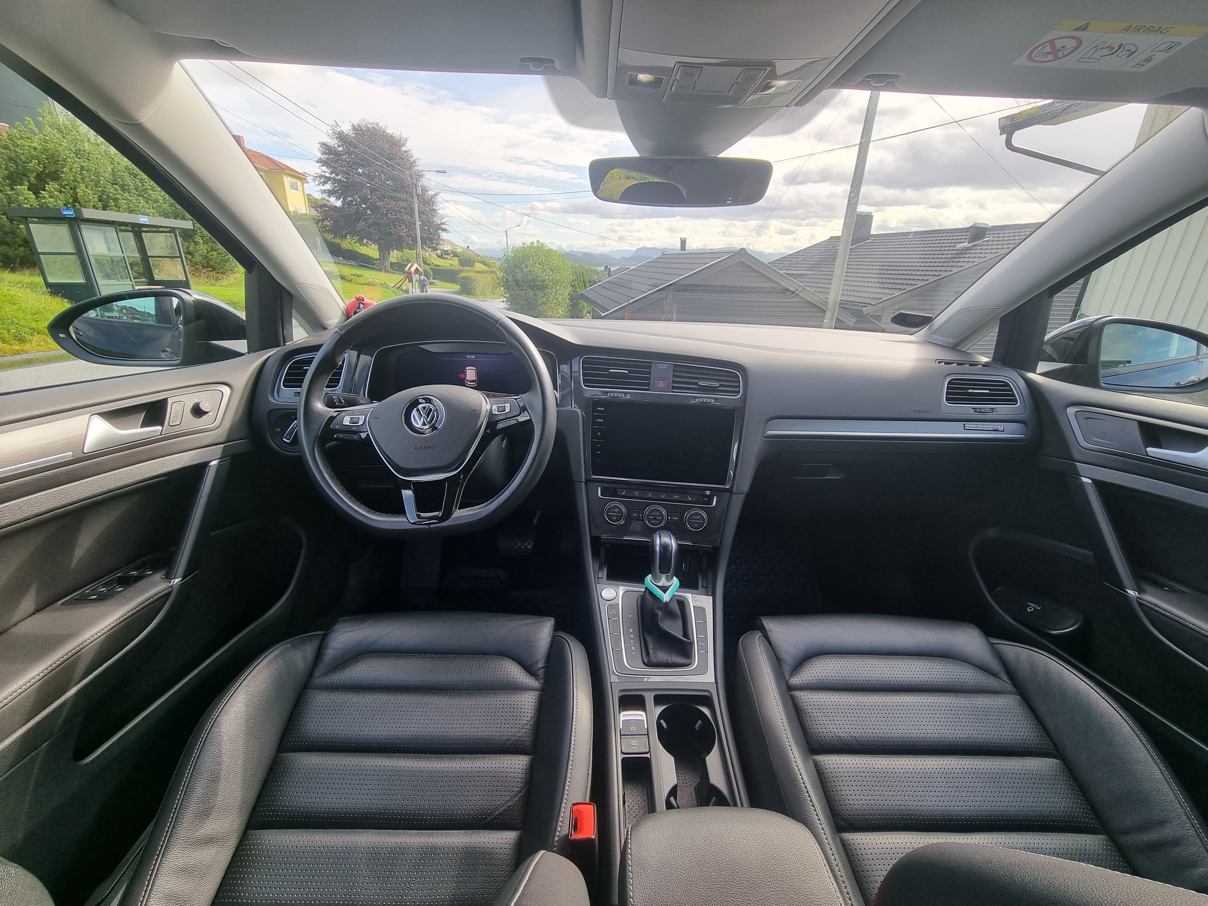 Volkswagen e-Golf med GPS