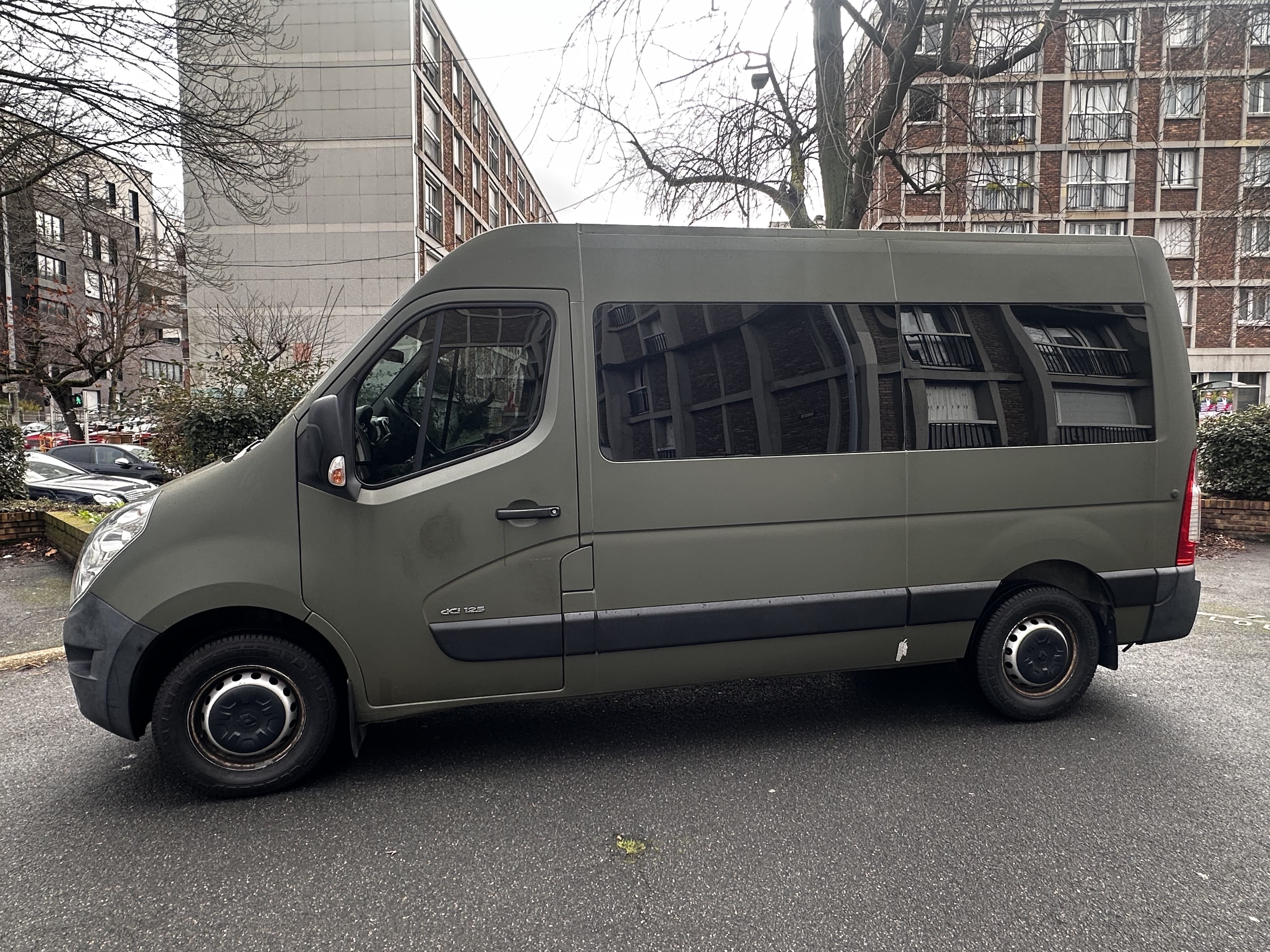Renault Master Combi Mini Bus 9 Places avec Climatisation