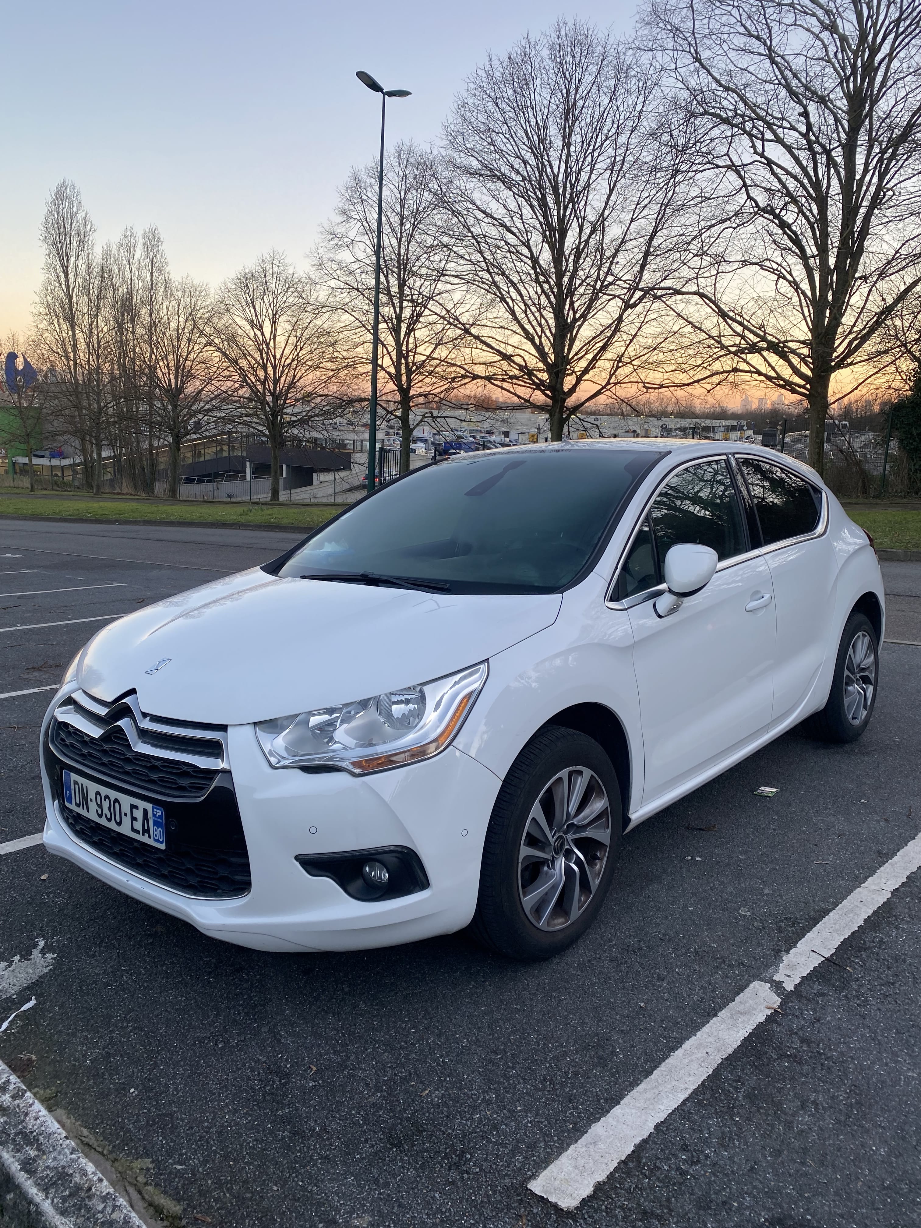 DS 4 PURETECH 130 S&S SO CHIC, 2015, Essence 95