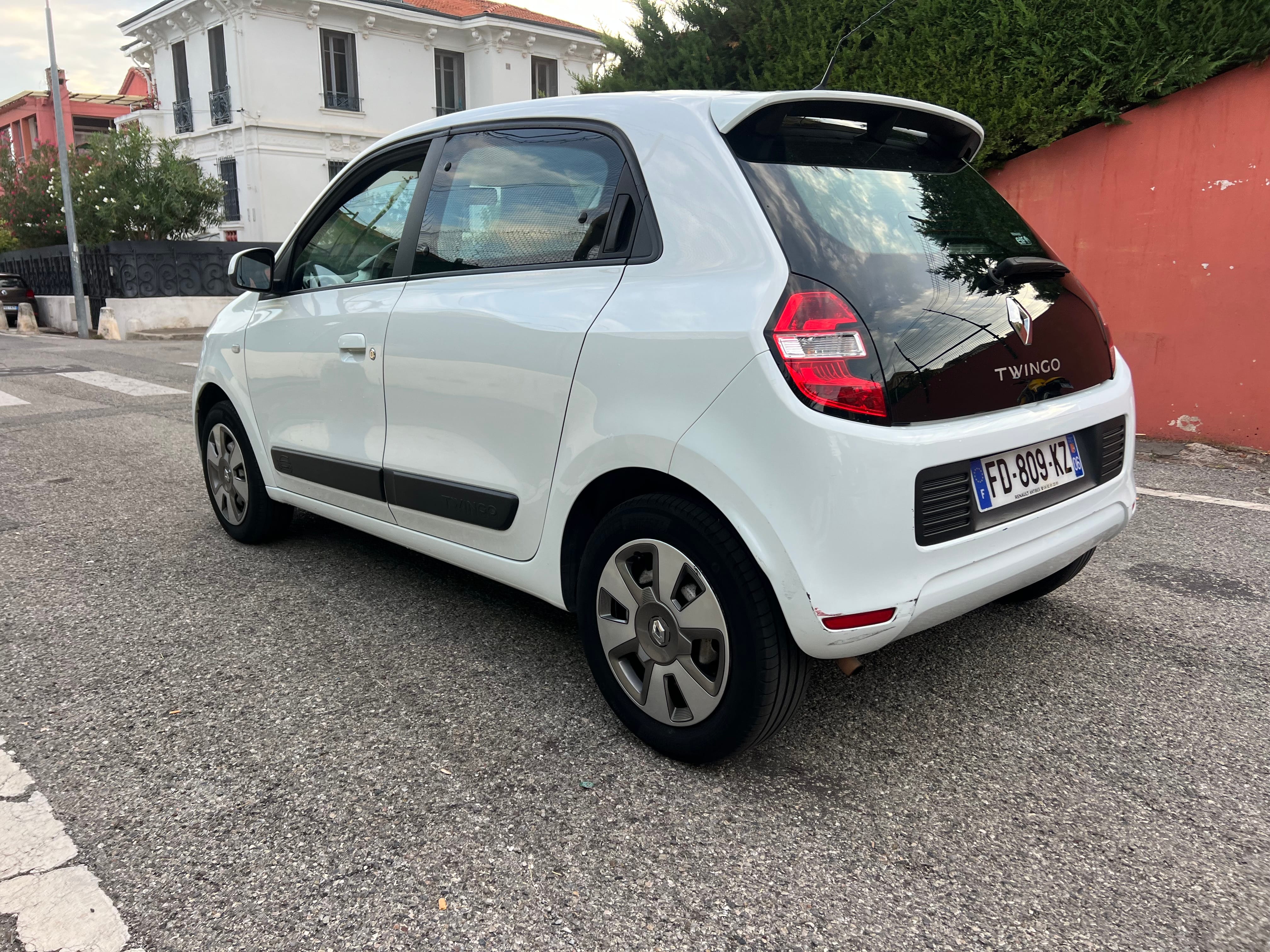 Renault Twingo III avec Régulateur de vitesse