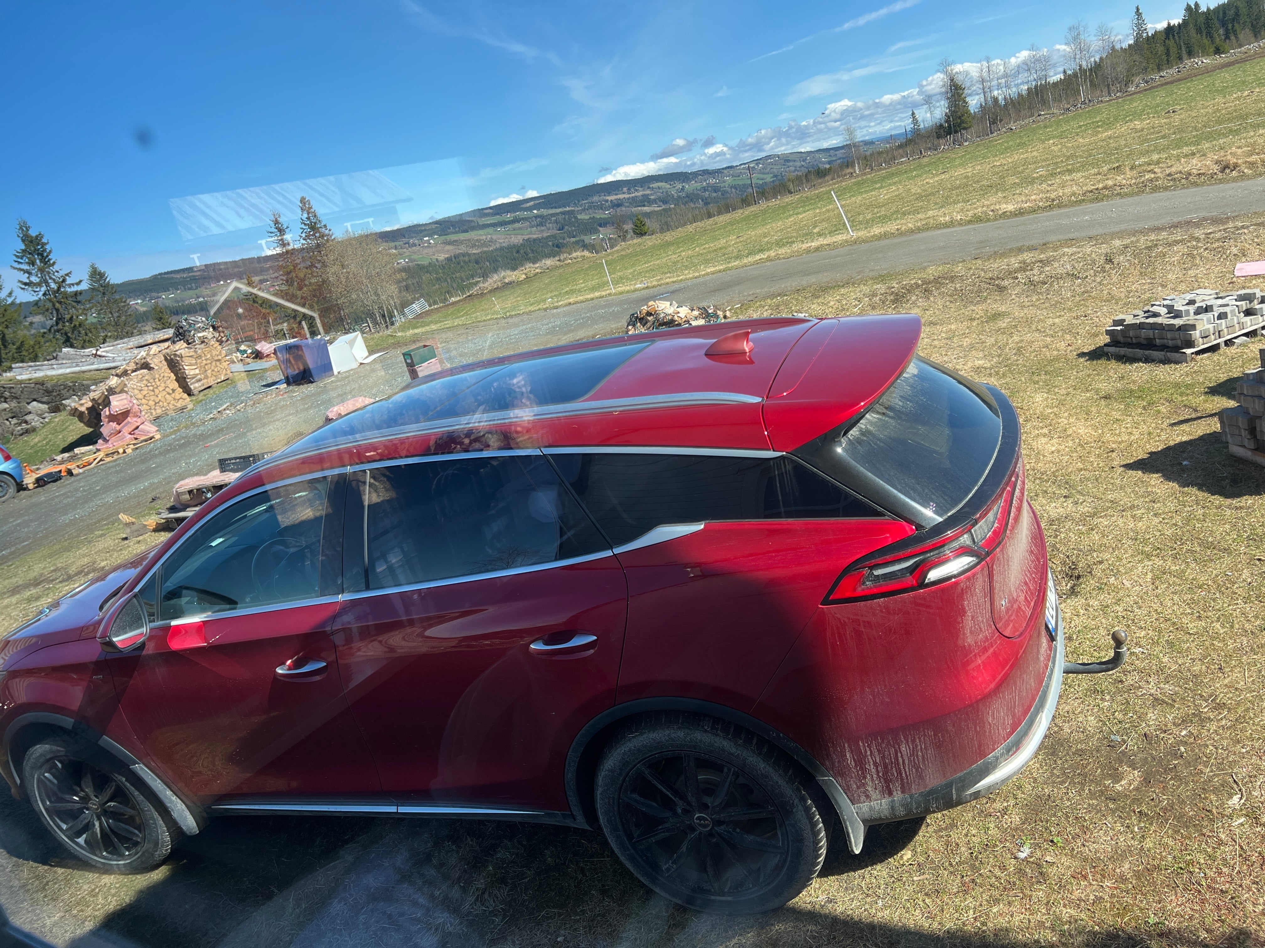 BYD Tang med GPS