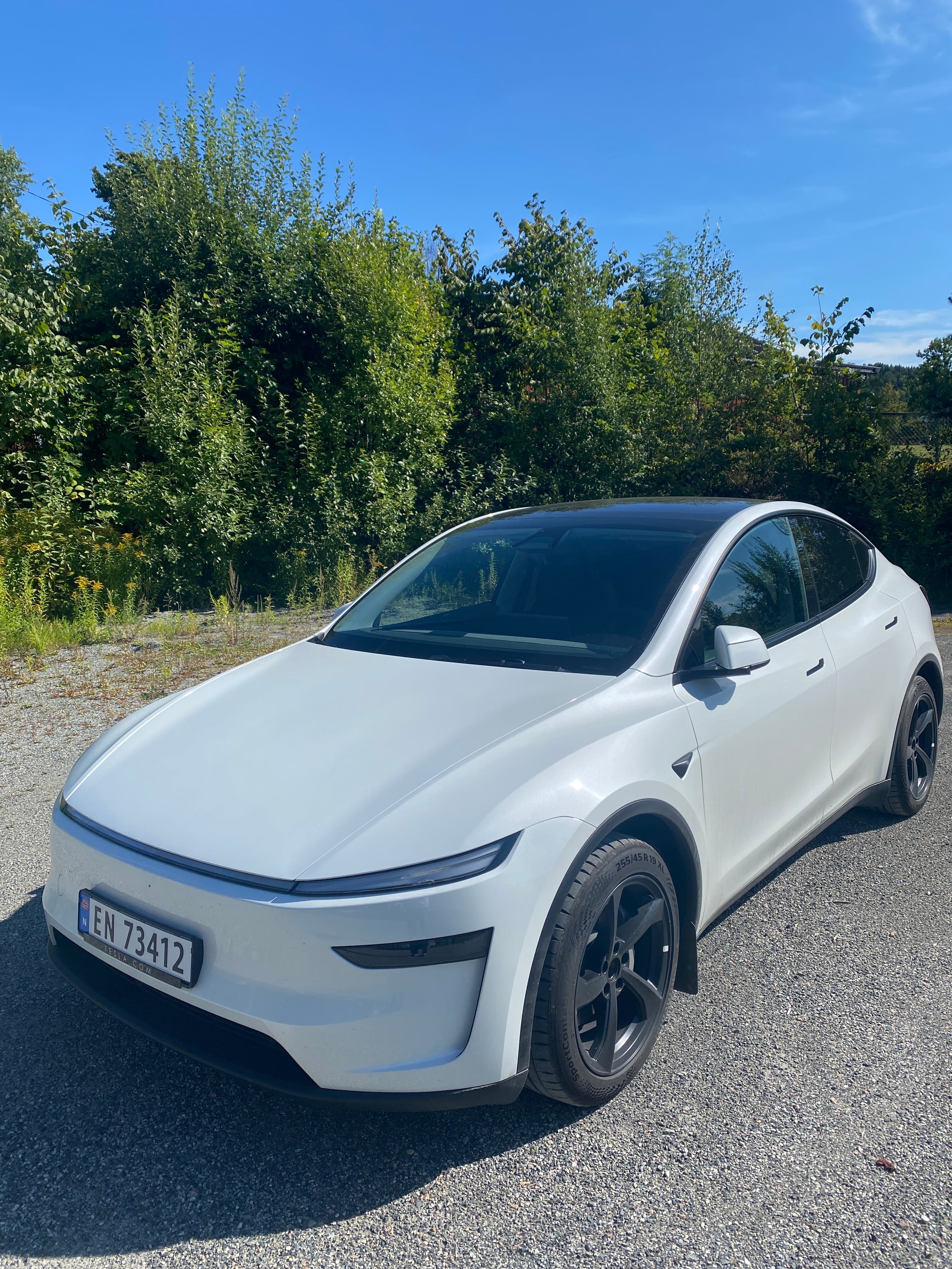 Tesla Model Y, 2025, Elektrisk, automatisk